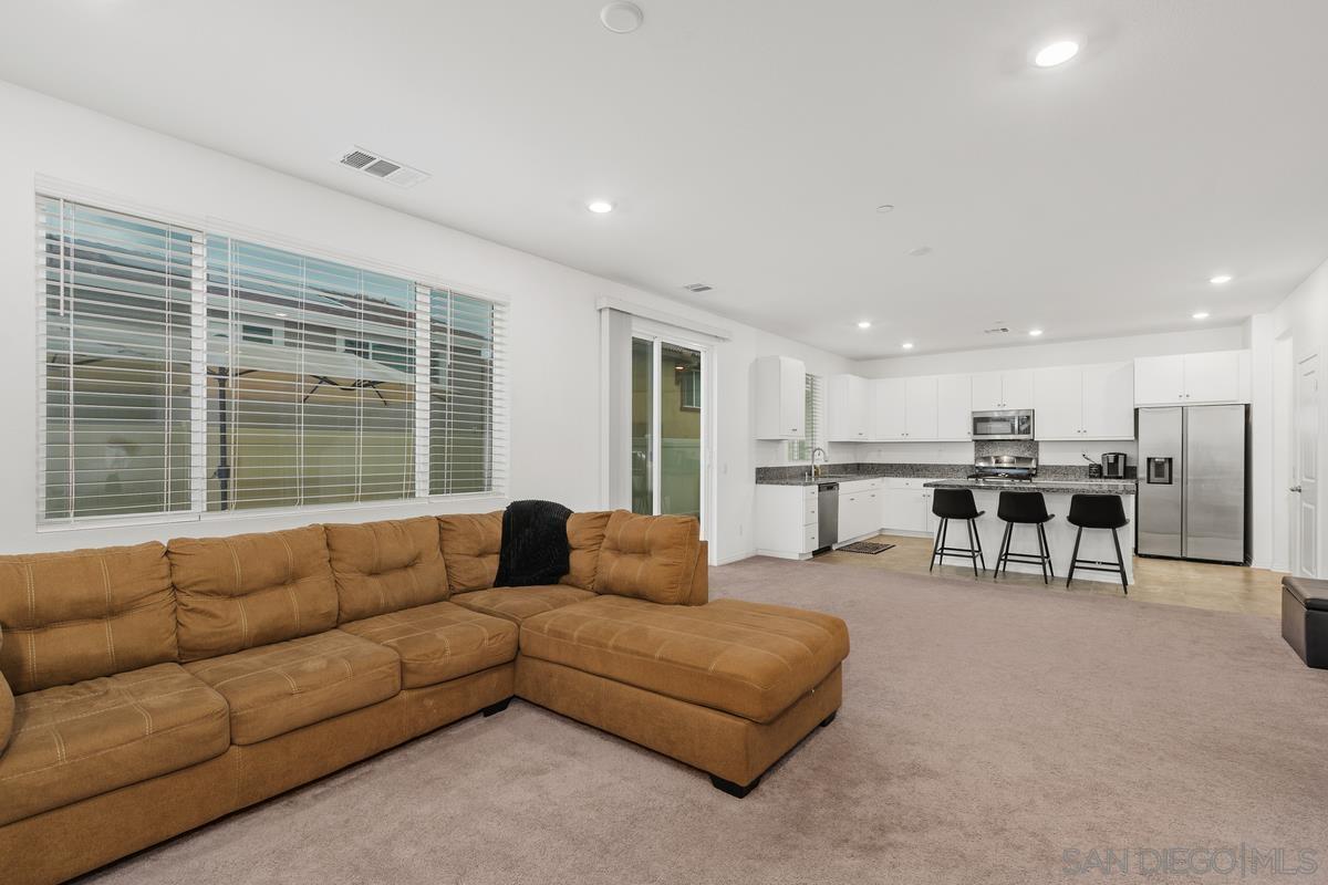 Detail Gallery Image 8 of 45 For 36588  Diego Springs, Murrieta,  CA 92563 - 5 Beds | 3 Baths