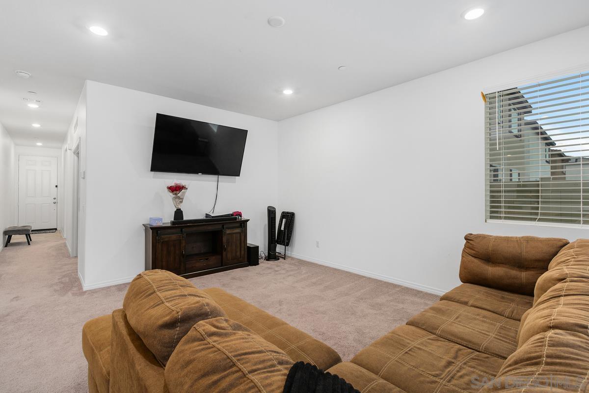 Detail Gallery Image 10 of 45 For 36588  Diego Springs, Murrieta,  CA 92563 - 5 Beds | 3 Baths