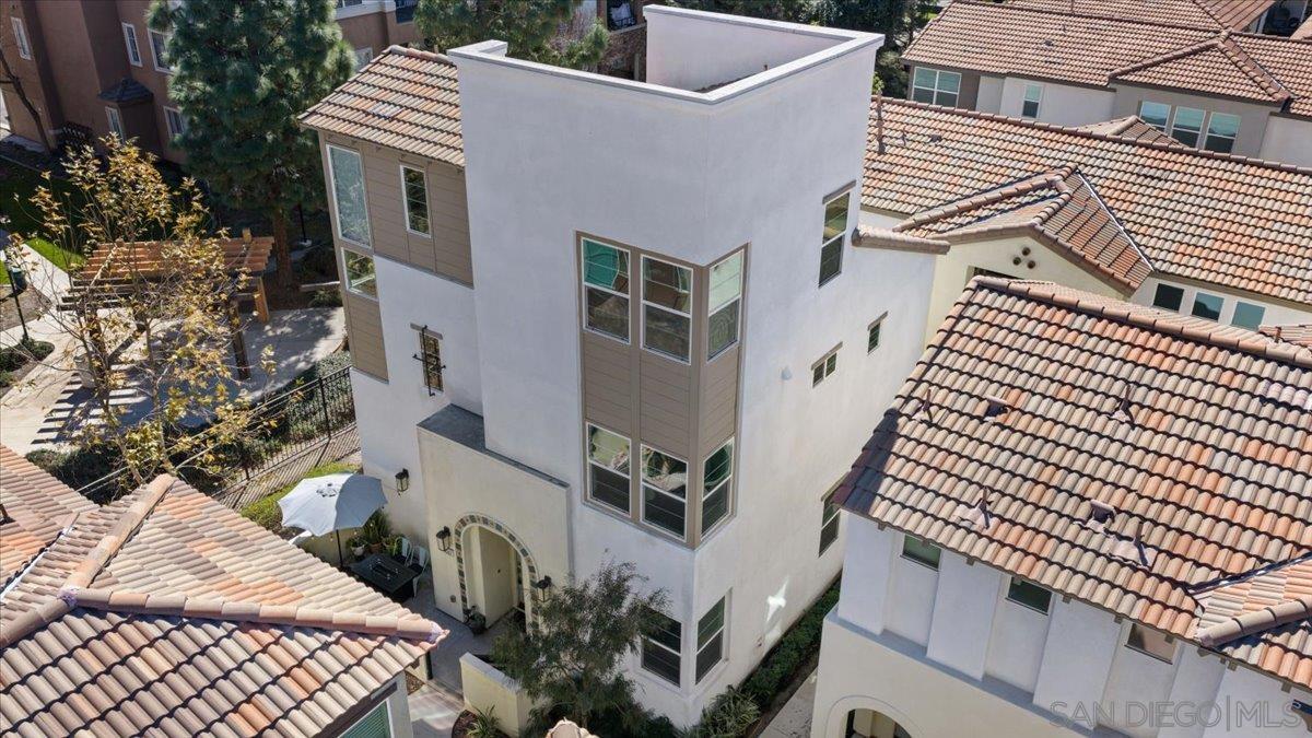 Detail Gallery Image 2 of 51 For 11062  Renewal Dr, Rancho Cucamonga,  CA 91730 - 4 Beds | 3/1 Baths