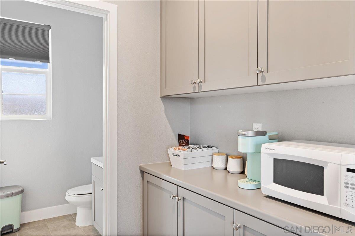 Detail Gallery Image 47 of 51 For 11062  Renewal Dr, Rancho Cucamonga,  CA 91730 - 4 Beds | 3/1 Baths