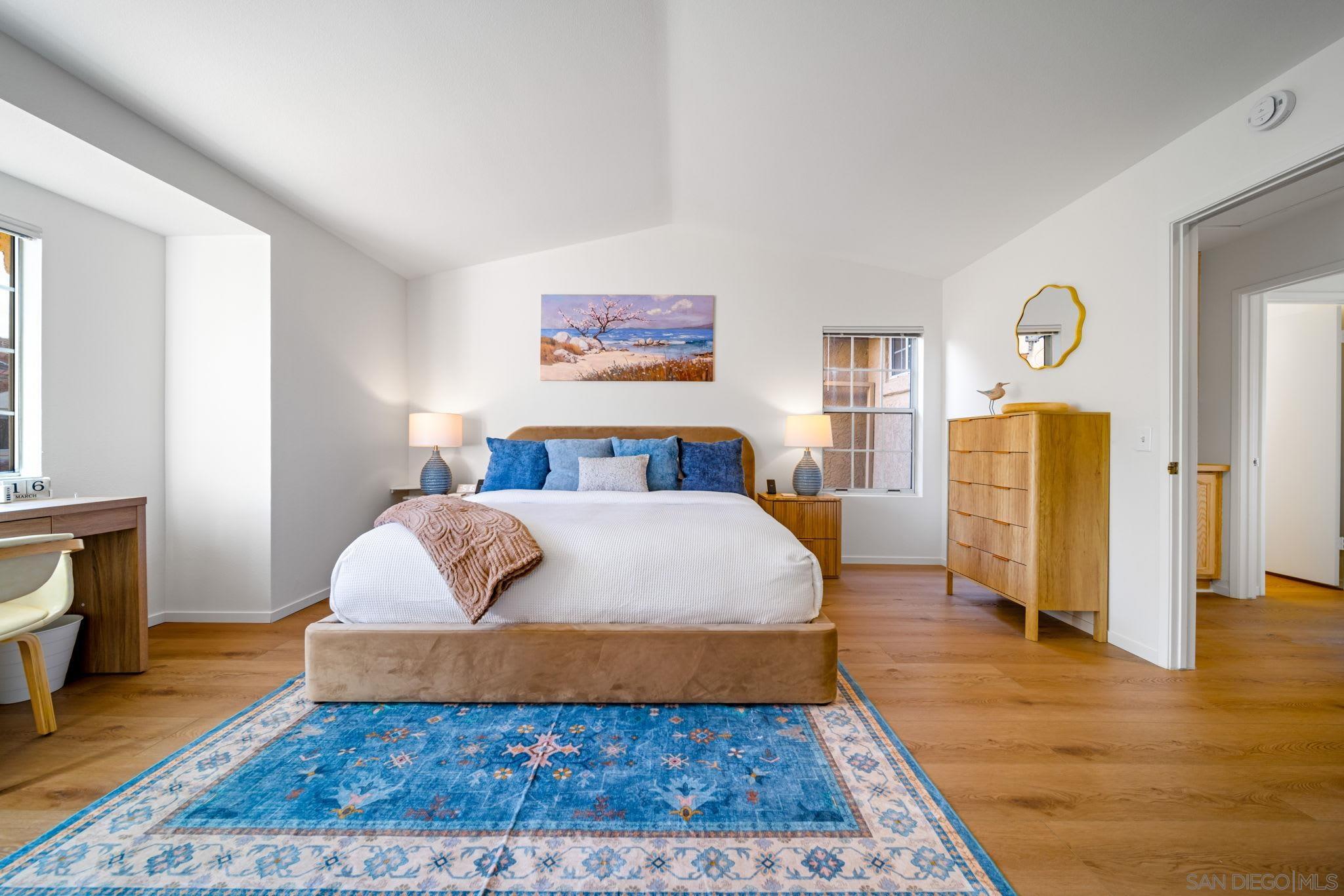 Detail Gallery Image 23 of 42 For 3876  Creststone, San Diego,  CA 92130 - 2 Beds | 2/1 Baths