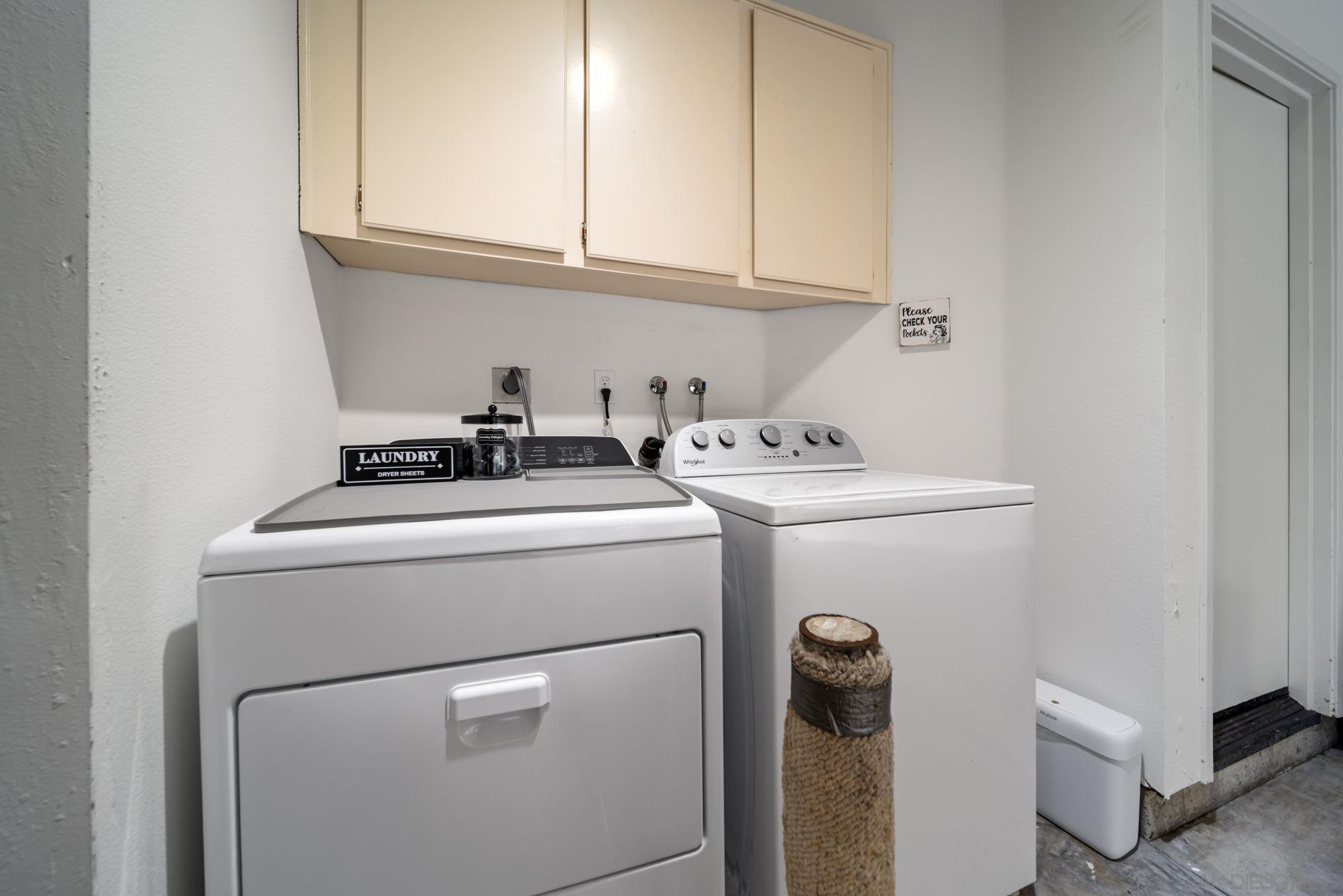 Detail Gallery Image 34 of 42 For 3876  Creststone, San Diego,  CA 92130 - 2 Beds | 2/1 Baths