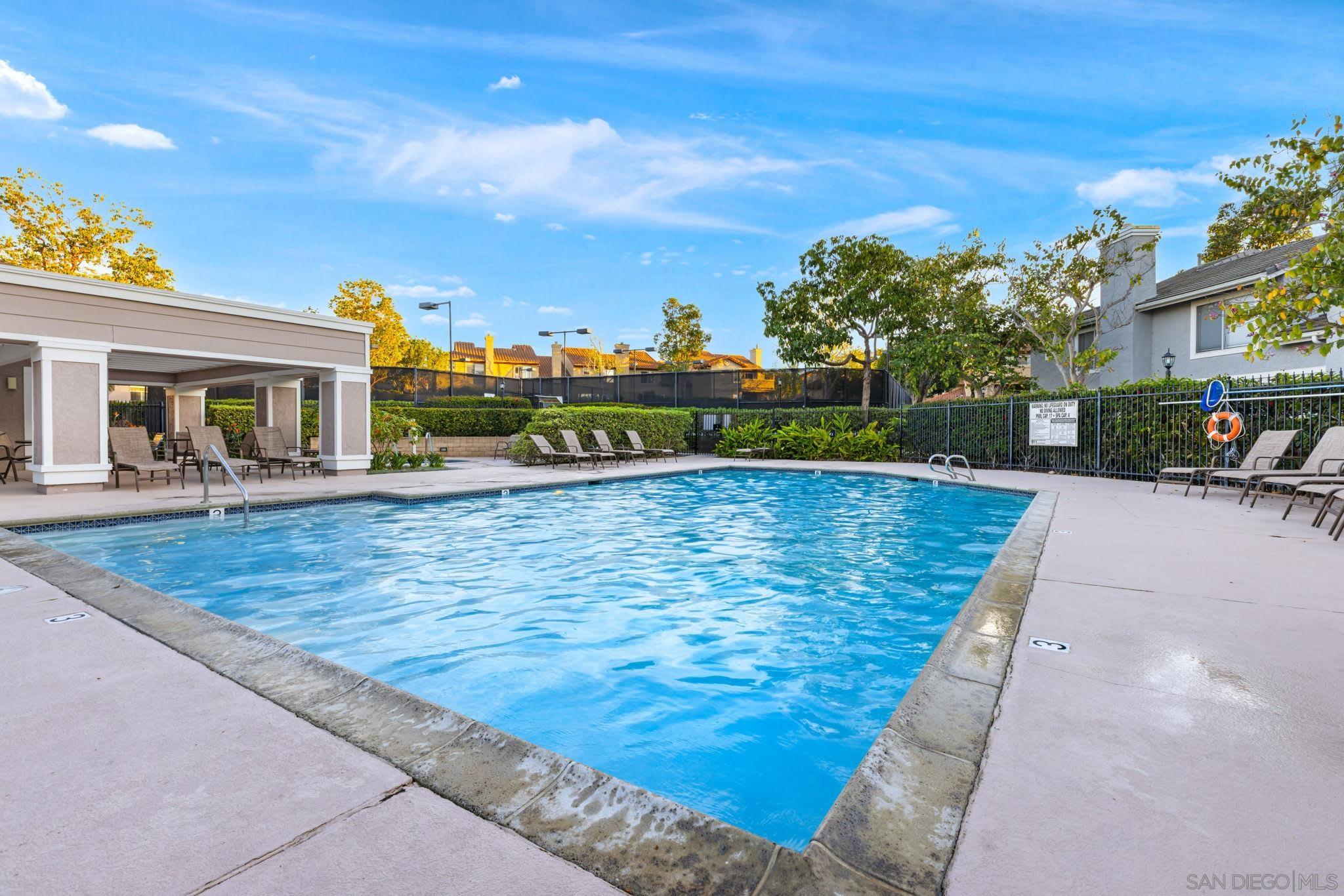 Detail Gallery Image 42 of 42 For 3876  Creststone, San Diego,  CA 92130 - 2 Beds | 2/1 Baths