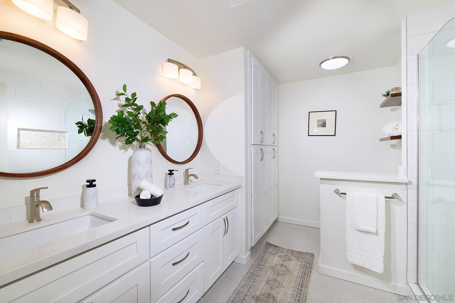 Detail Gallery Image 20 of 44 For 10585  Canyon Lake, San Diego,  CA 92131 - 6 Beds | 3/1 Baths