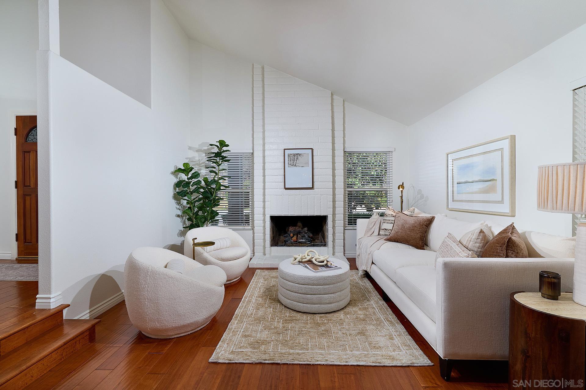 Detail Gallery Image 3 of 44 For 10585  Canyon Lake, San Diego,  CA 92131 - 6 Beds | 3/1 Baths