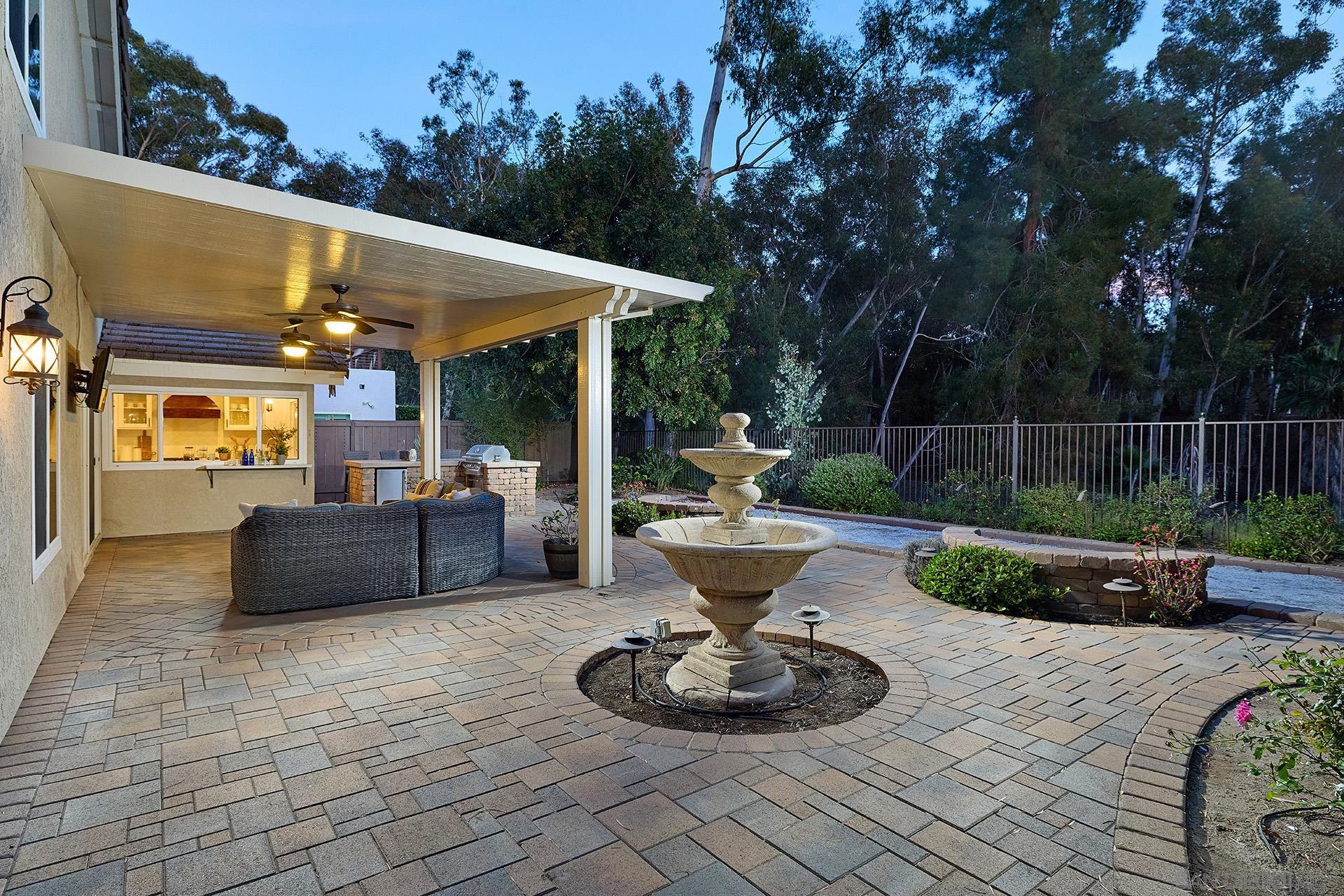 Detail Gallery Image 25 of 44 For 10585  Canyon Lake, San Diego,  CA 92131 - 6 Beds | 3/1 Baths