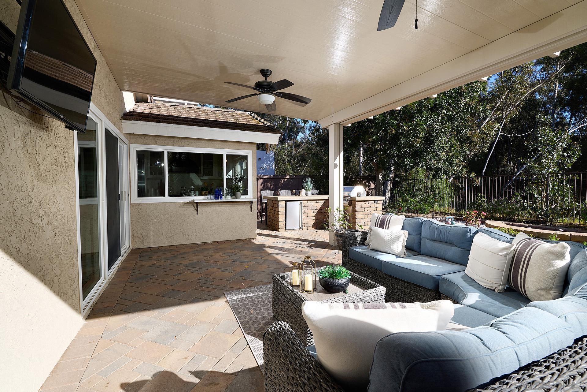 Detail Gallery Image 28 of 44 For 10585  Canyon Lake, San Diego,  CA 92131 - 6 Beds | 3/1 Baths