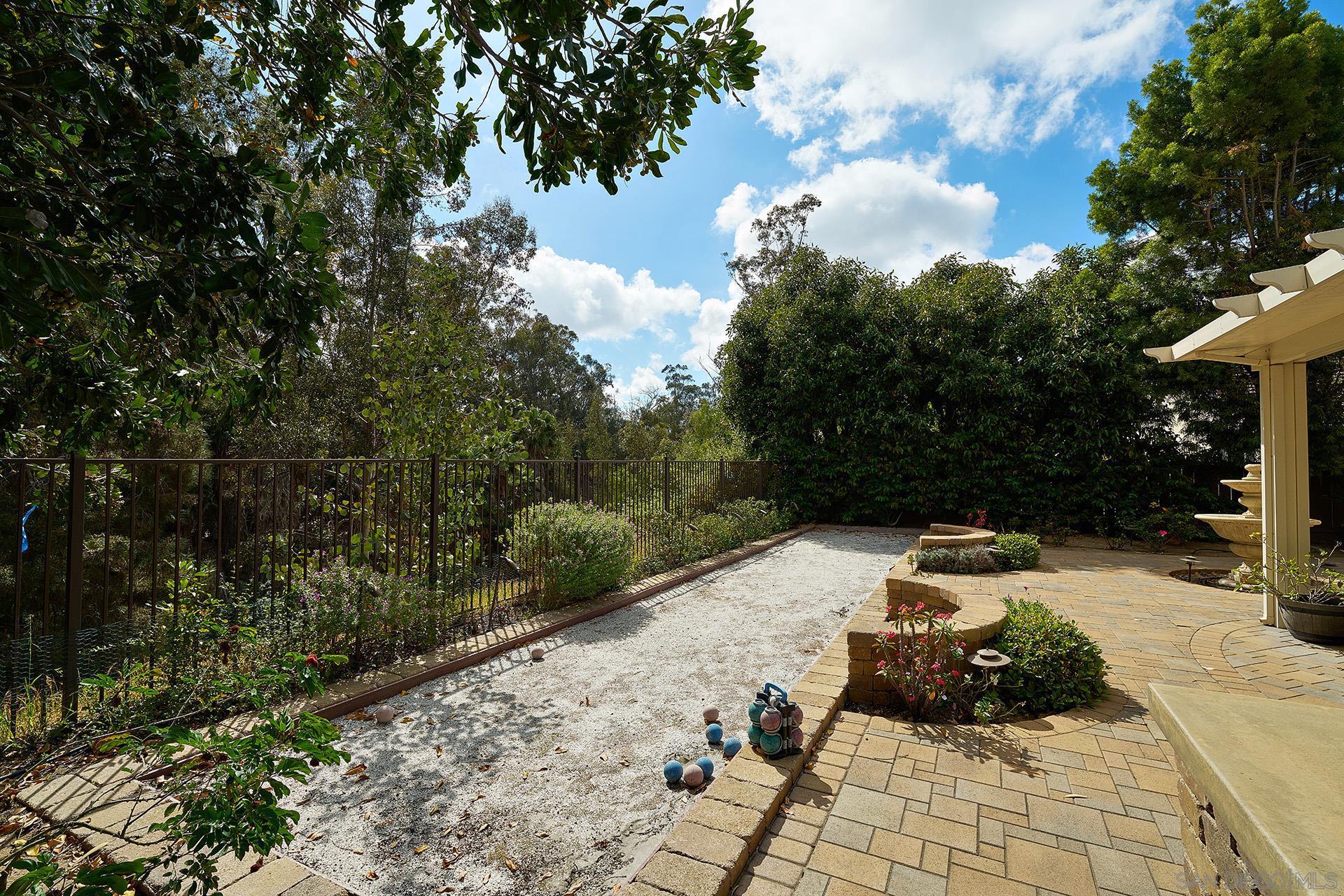 Detail Gallery Image 30 of 44 For 10585  Canyon Lake, San Diego,  CA 92131 - 6 Beds | 3/1 Baths