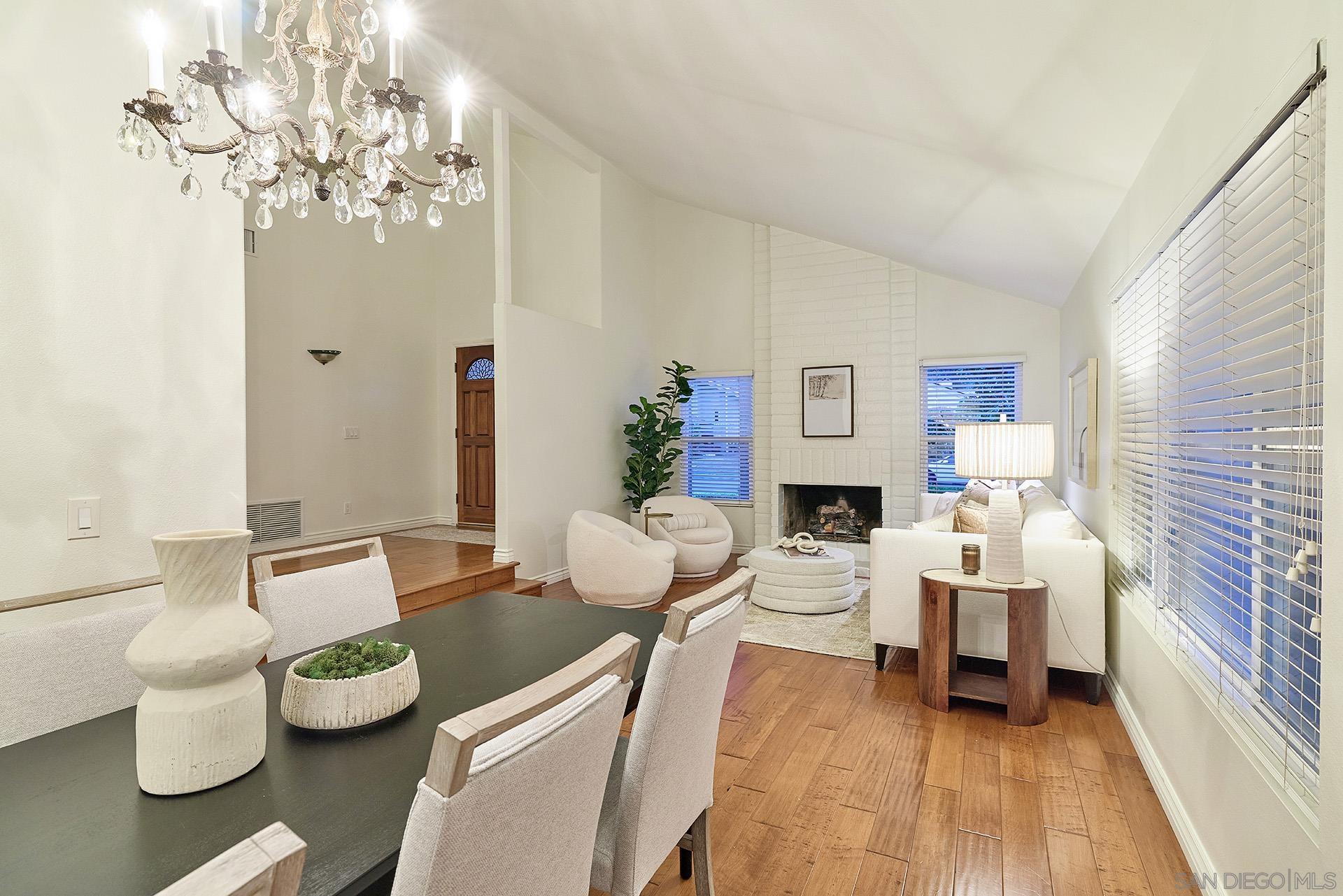 Detail Gallery Image 4 of 44 For 10585  Canyon Lake, San Diego,  CA 92131 - 6 Beds | 3/1 Baths