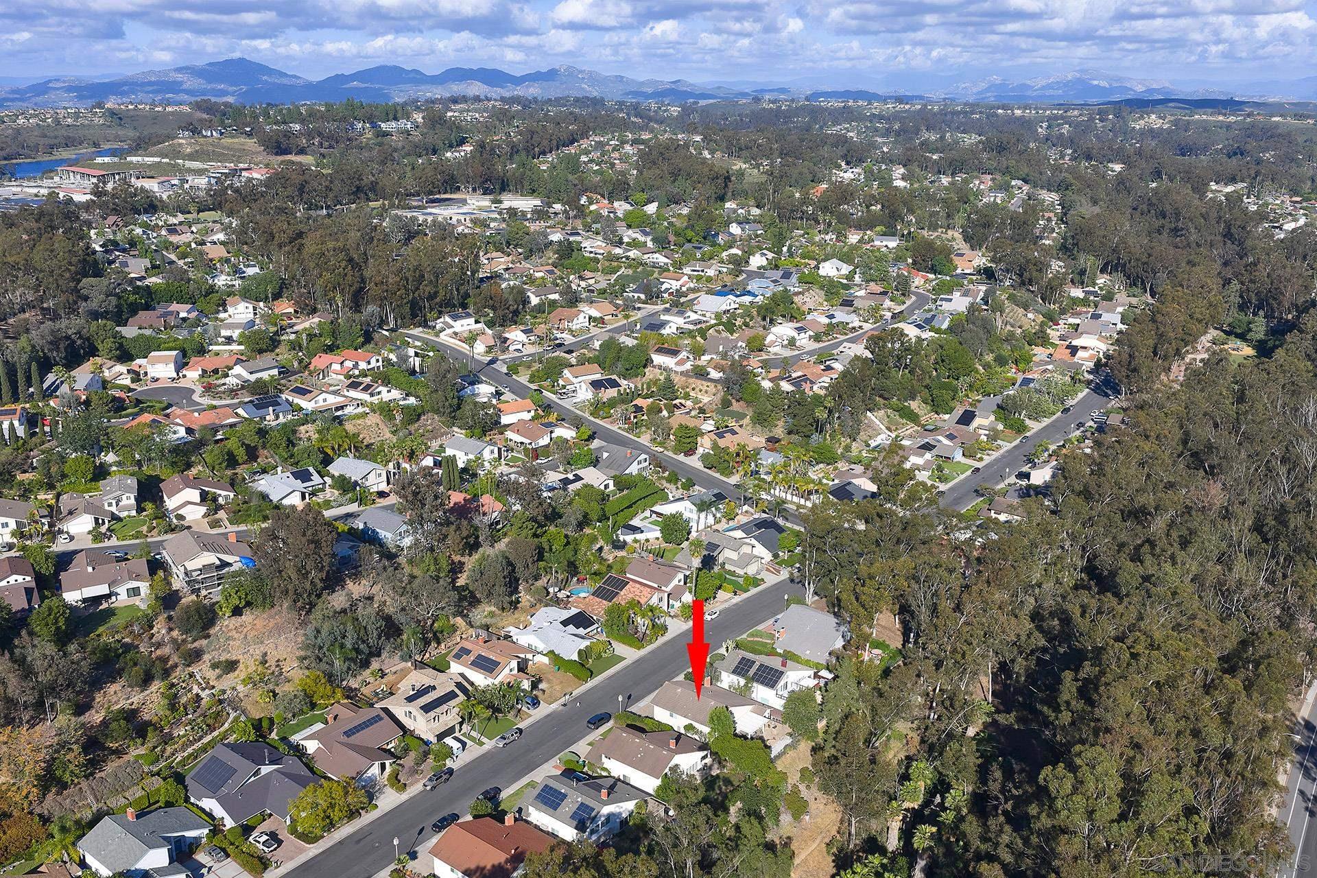 Detail Gallery Image 42 of 44 For 10585  Canyon Lake, San Diego,  CA 92131 - 6 Beds | 3/1 Baths