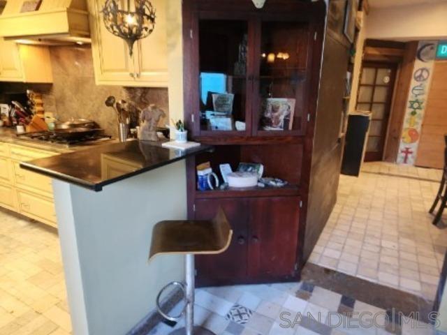 Detail Gallery Image 15 of 19 For 4862  Voltaire, San Diego,  CA 92107 - 5 Beds | 3/1 Baths