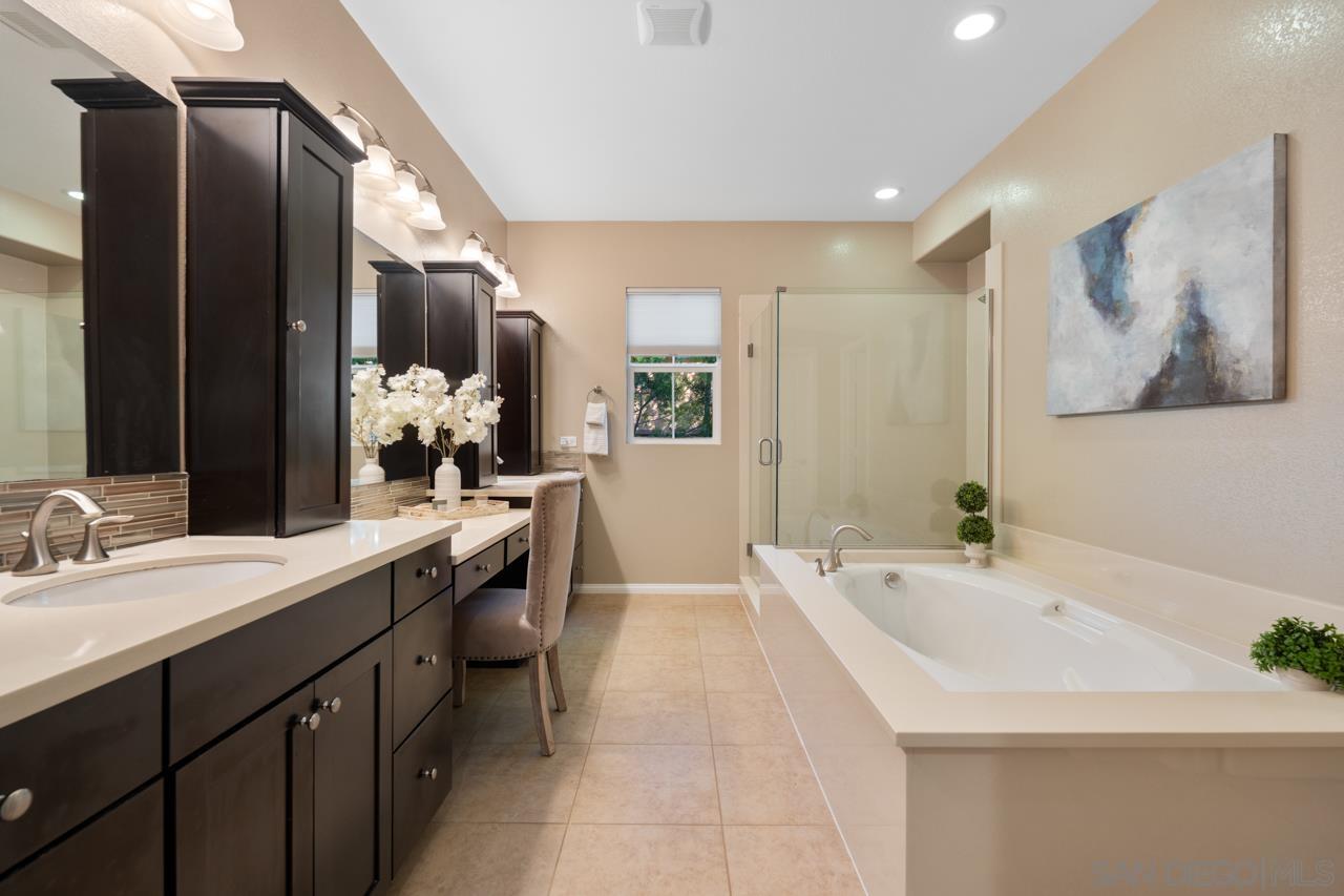 Detail Gallery Image 18 of 33 For 943  Tucana, San Marcos,  CA 92078 - 5 Beds | 4 Baths