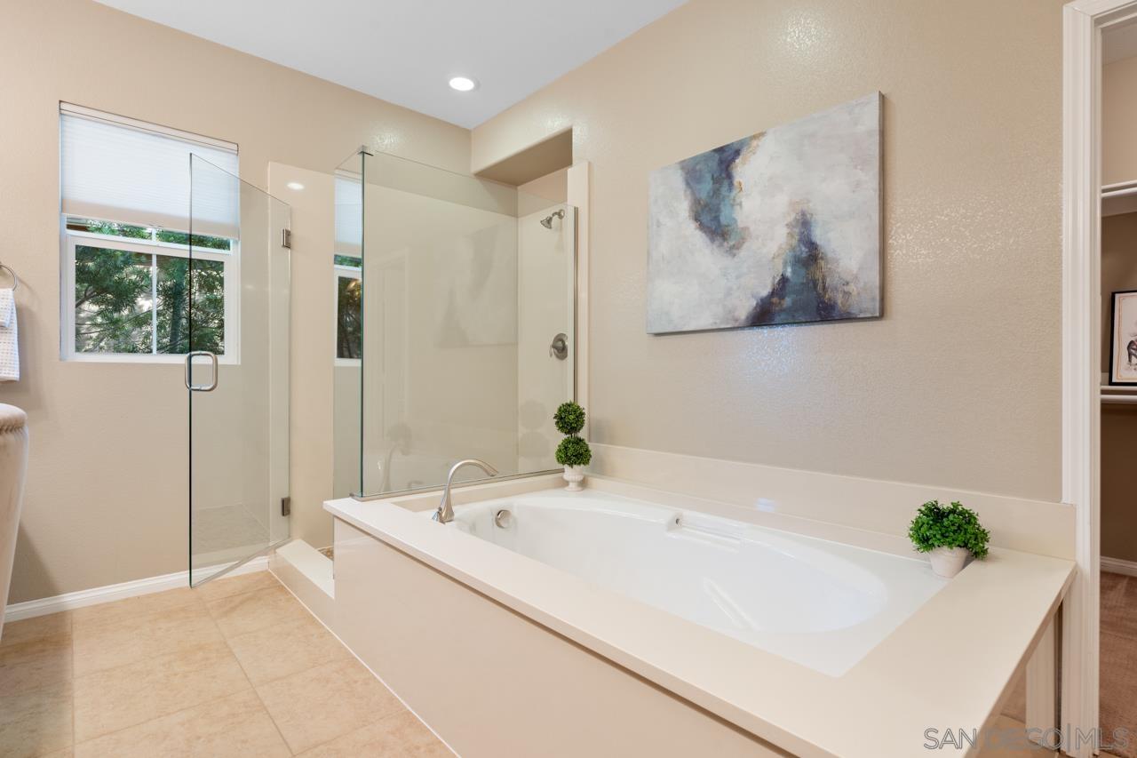 Detail Gallery Image 20 of 33 For 943  Tucana, San Marcos,  CA 92078 - 5 Beds | 4 Baths