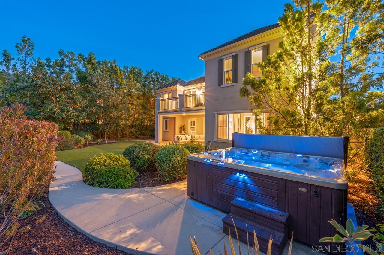 Detail Gallery Image 7 of 33 For 943  Tucana, San Marcos,  CA 92078 - 5 Beds | 4 Baths