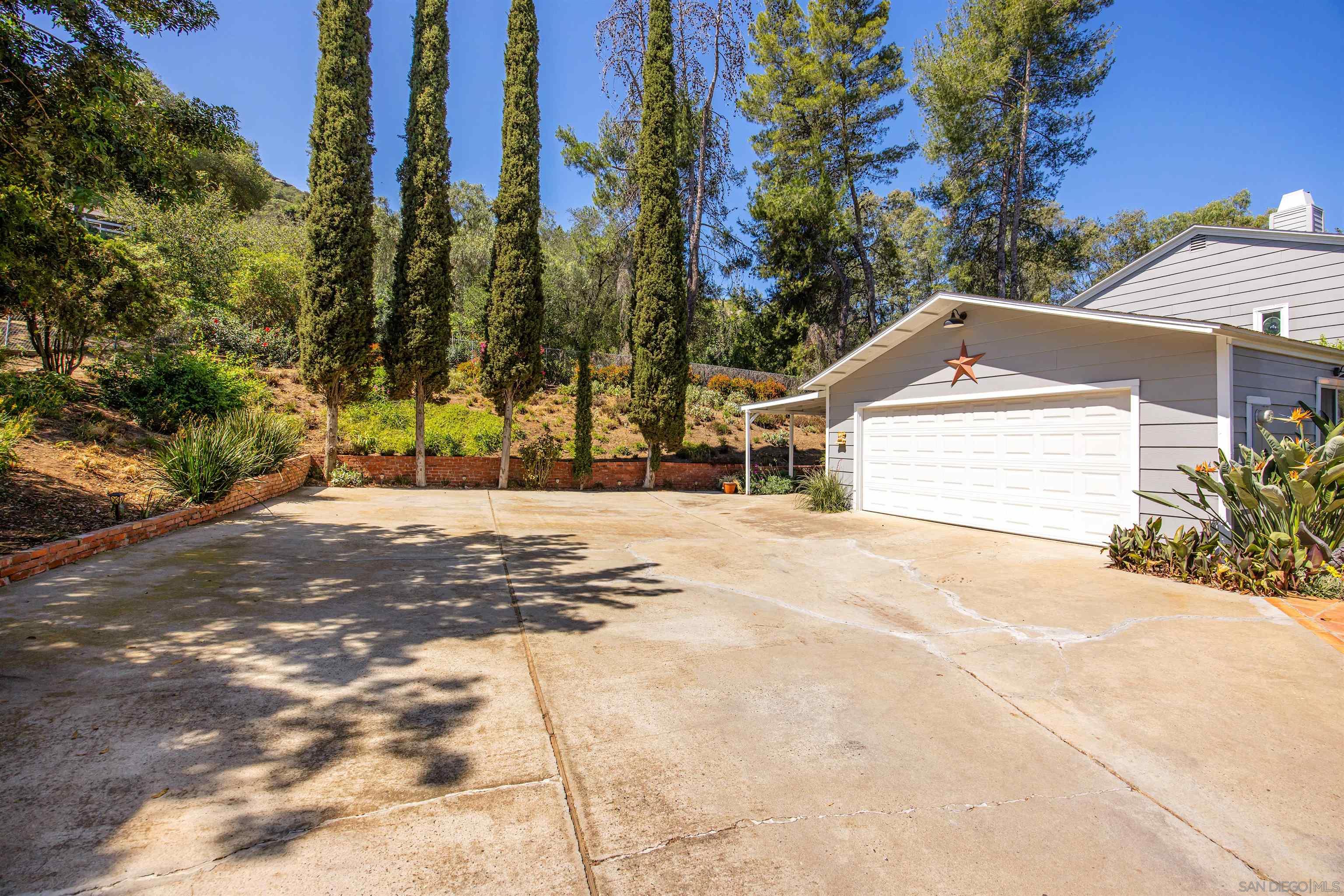 Detail Gallery Image 32 of 67 For 28808  Mountain Meadow, Escondido,  CA 92026 - 3 Beds | 2/1 Baths