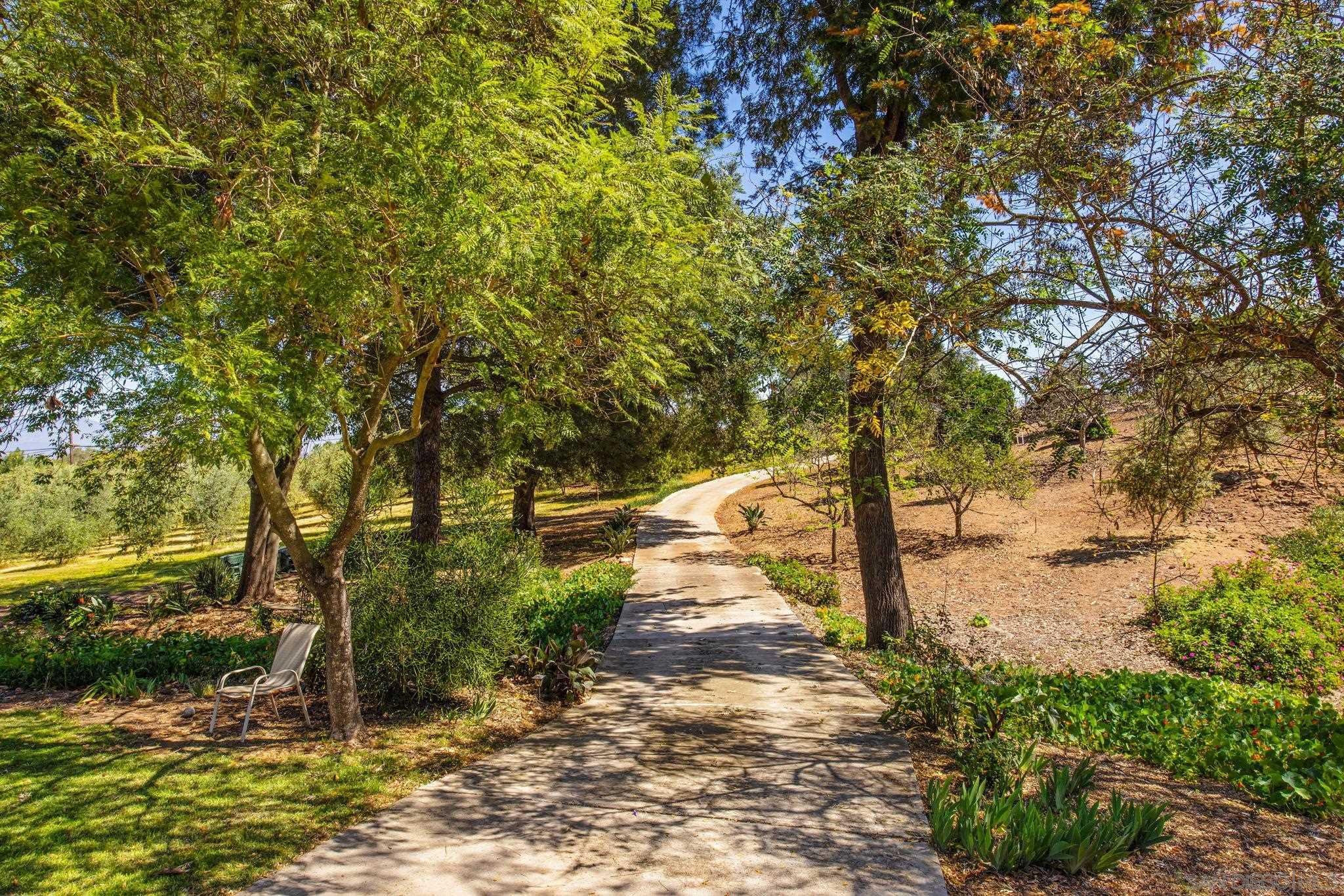 Detail Gallery Image 38 of 67 For 28808  Mountain Meadow, Escondido,  CA 92026 - 3 Beds | 2/1 Baths
