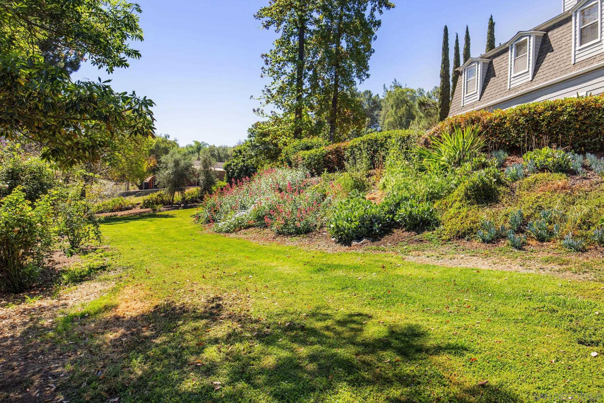Detail Gallery Image 39 of 67 For 28808  Mountain Meadow, Escondido,  CA 92026 - 3 Beds | 2/1 Baths