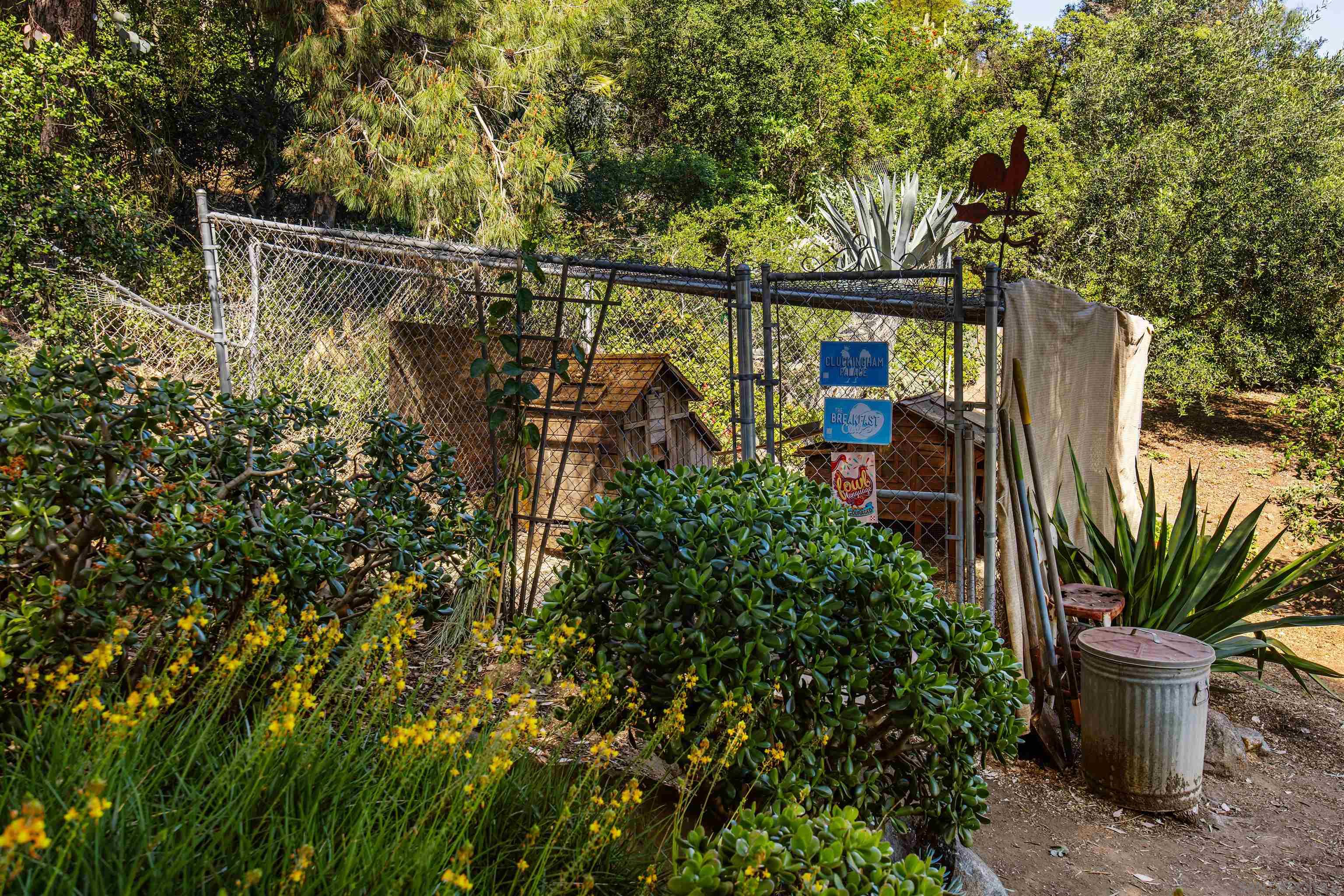 Detail Gallery Image 46 of 67 For 28808  Mountain Meadow, Escondido,  CA 92026 - 3 Beds | 2/1 Baths