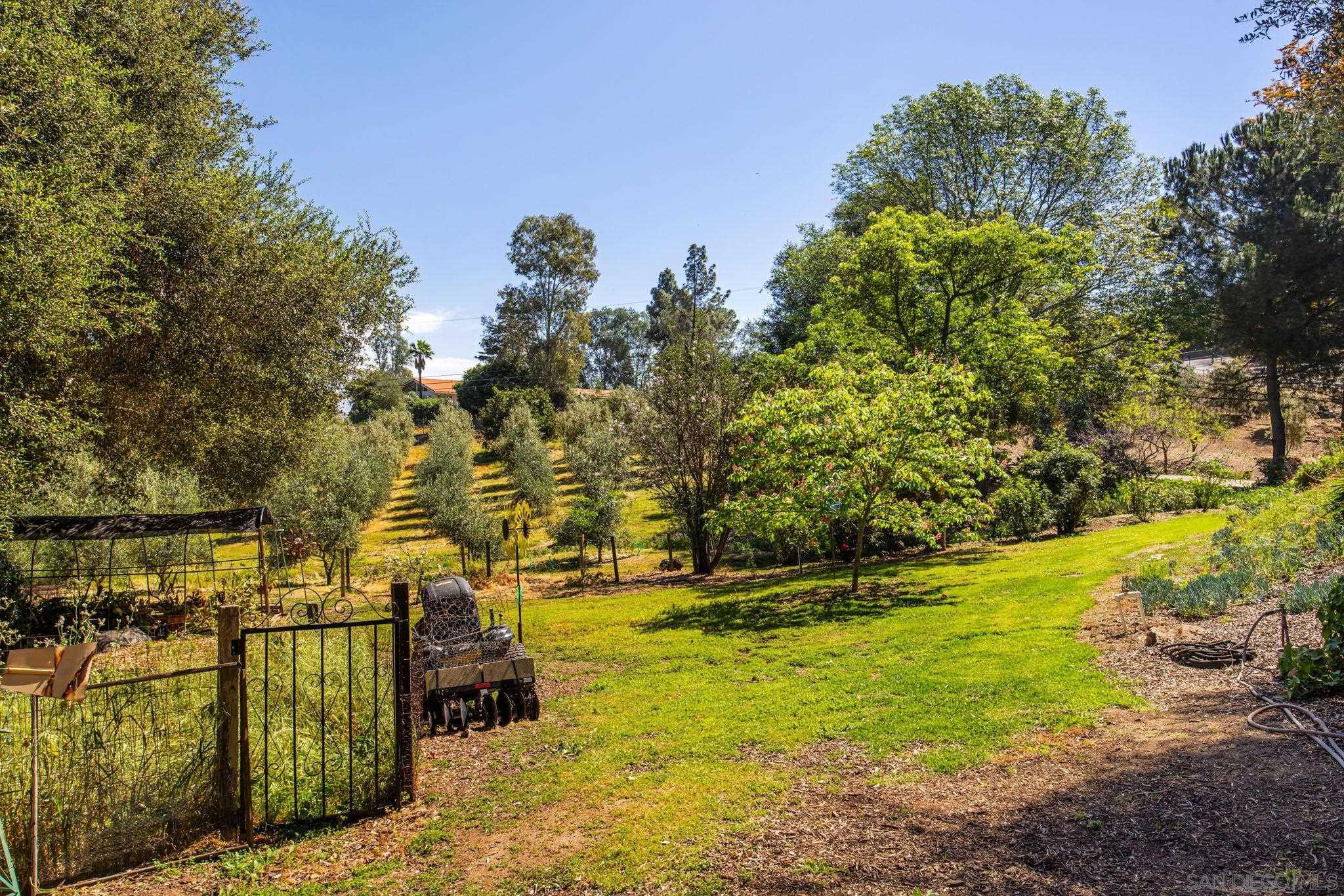 Detail Gallery Image 47 of 67 For 28808  Mountain Meadow, Escondido,  CA 92026 - 3 Beds | 2/1 Baths