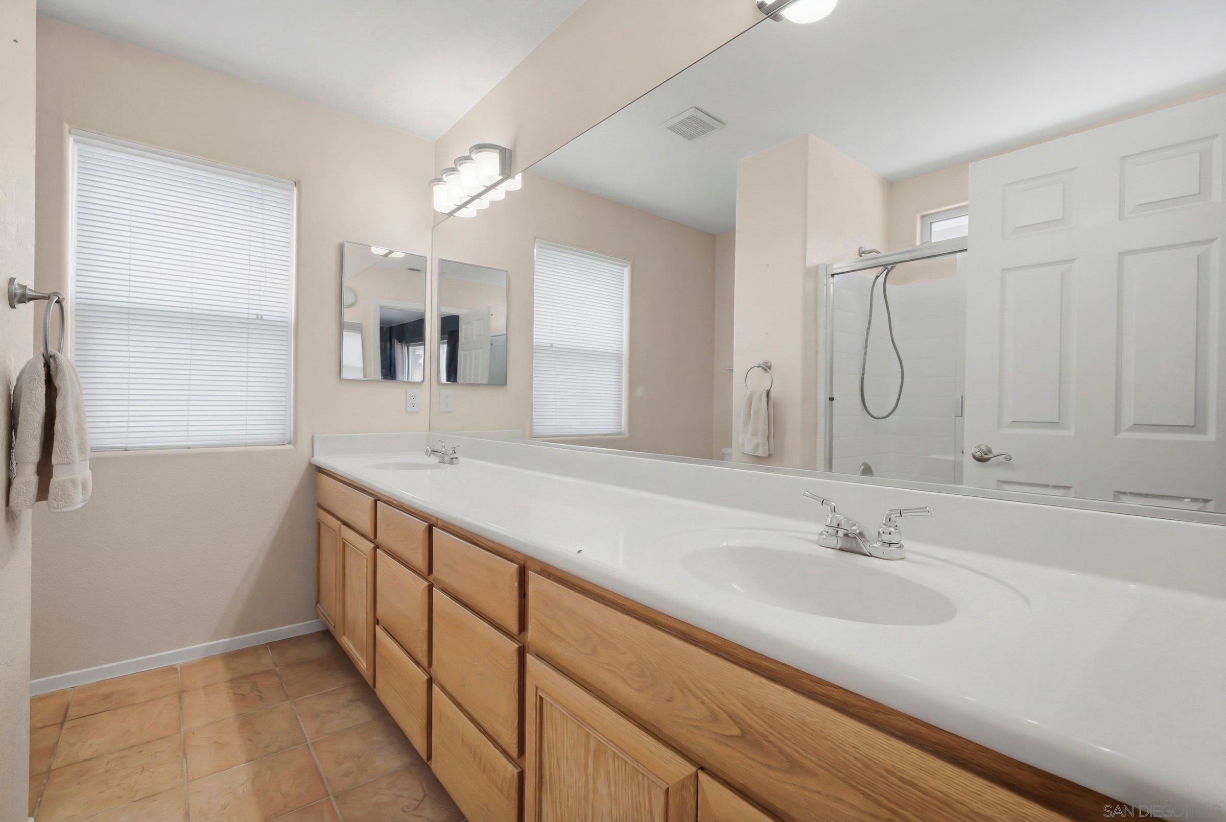 Detail Gallery Image 17 of 41 For 2417  Robertson, Ramona,  CA 92065 - 4 Beds | 2 Baths