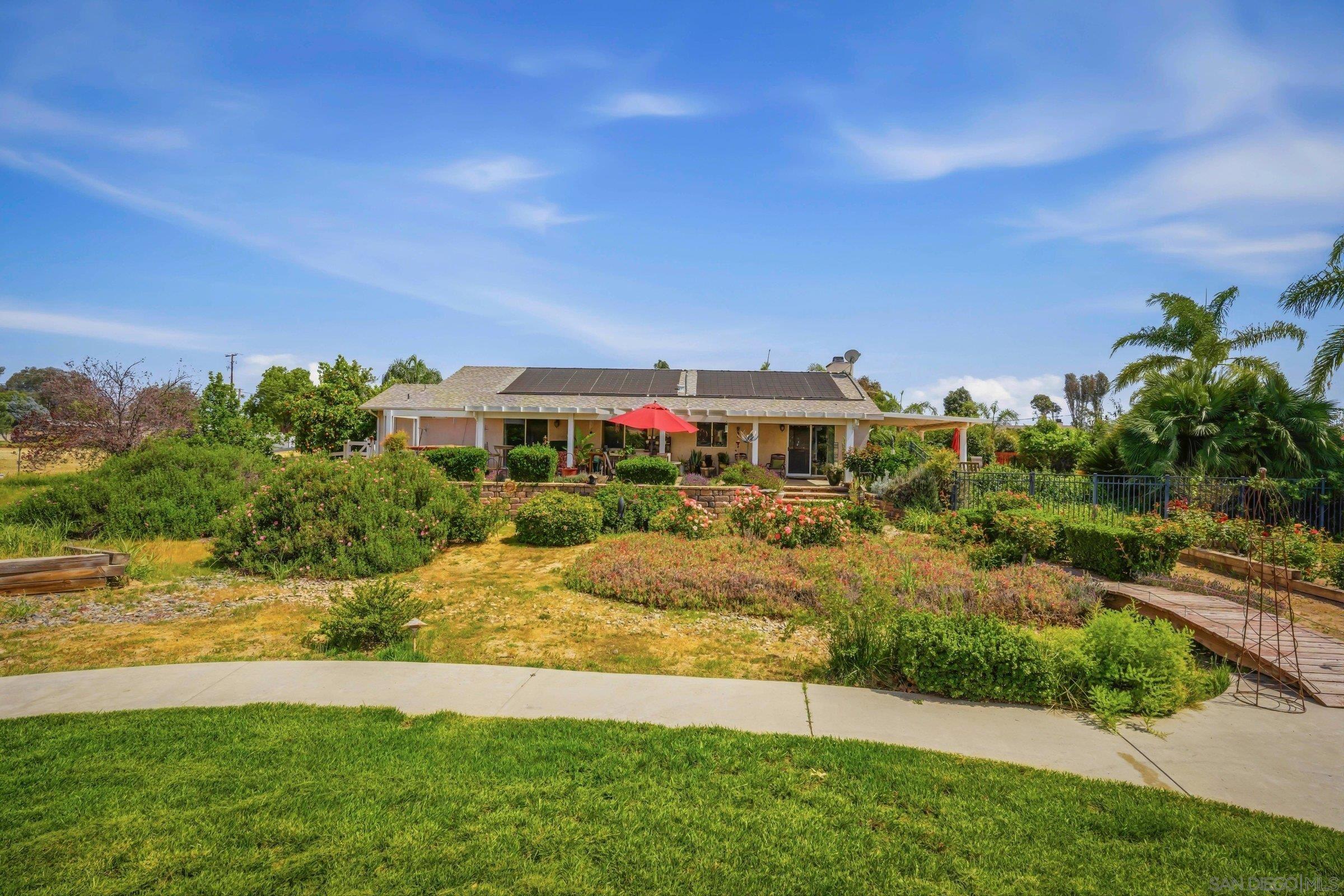 Detail Gallery Image 23 of 41 For 2417  Robertson, Ramona,  CA 92065 - 4 Beds | 2 Baths