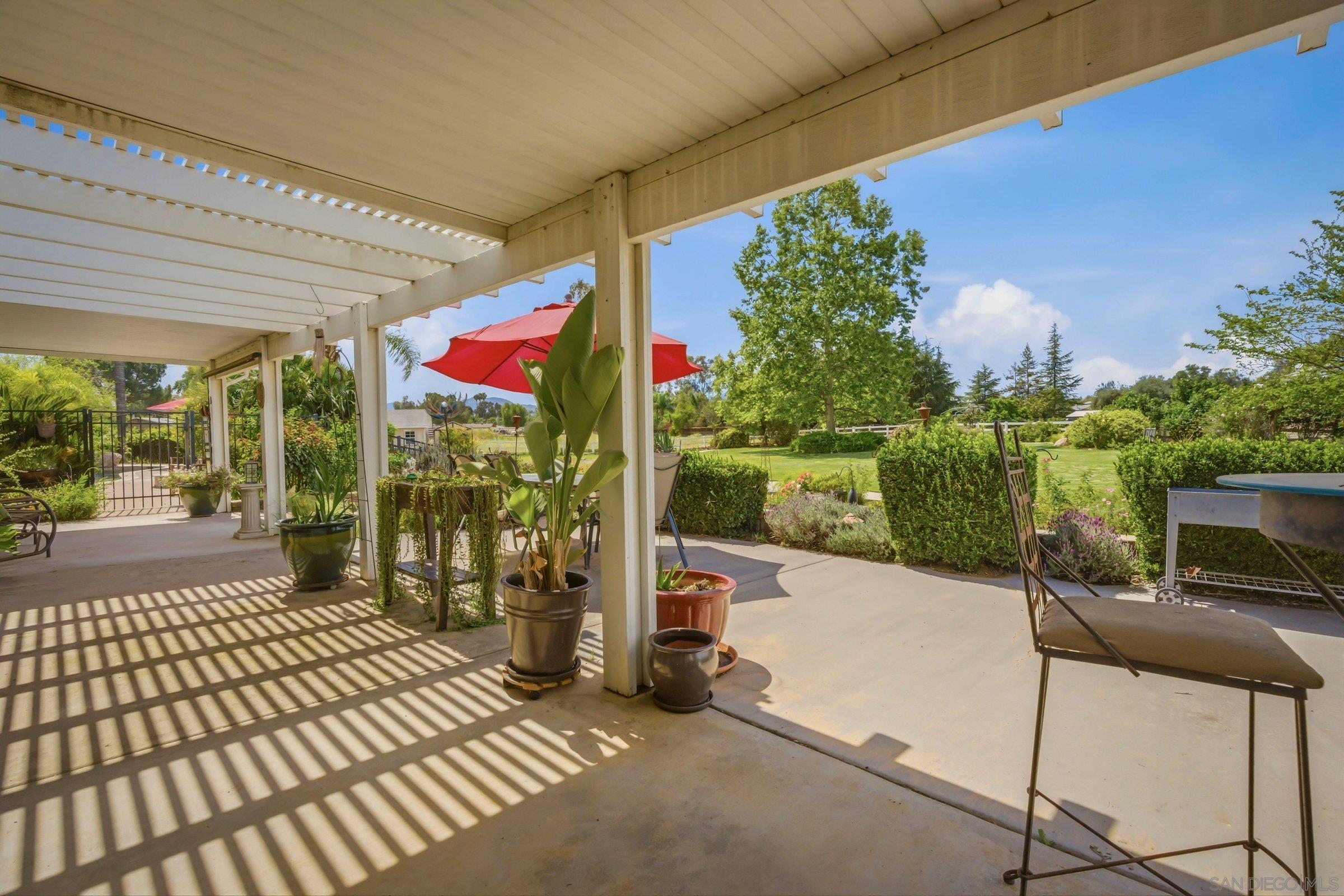 Detail Gallery Image 27 of 41 For 2417  Robertson, Ramona,  CA 92065 - 4 Beds | 2 Baths