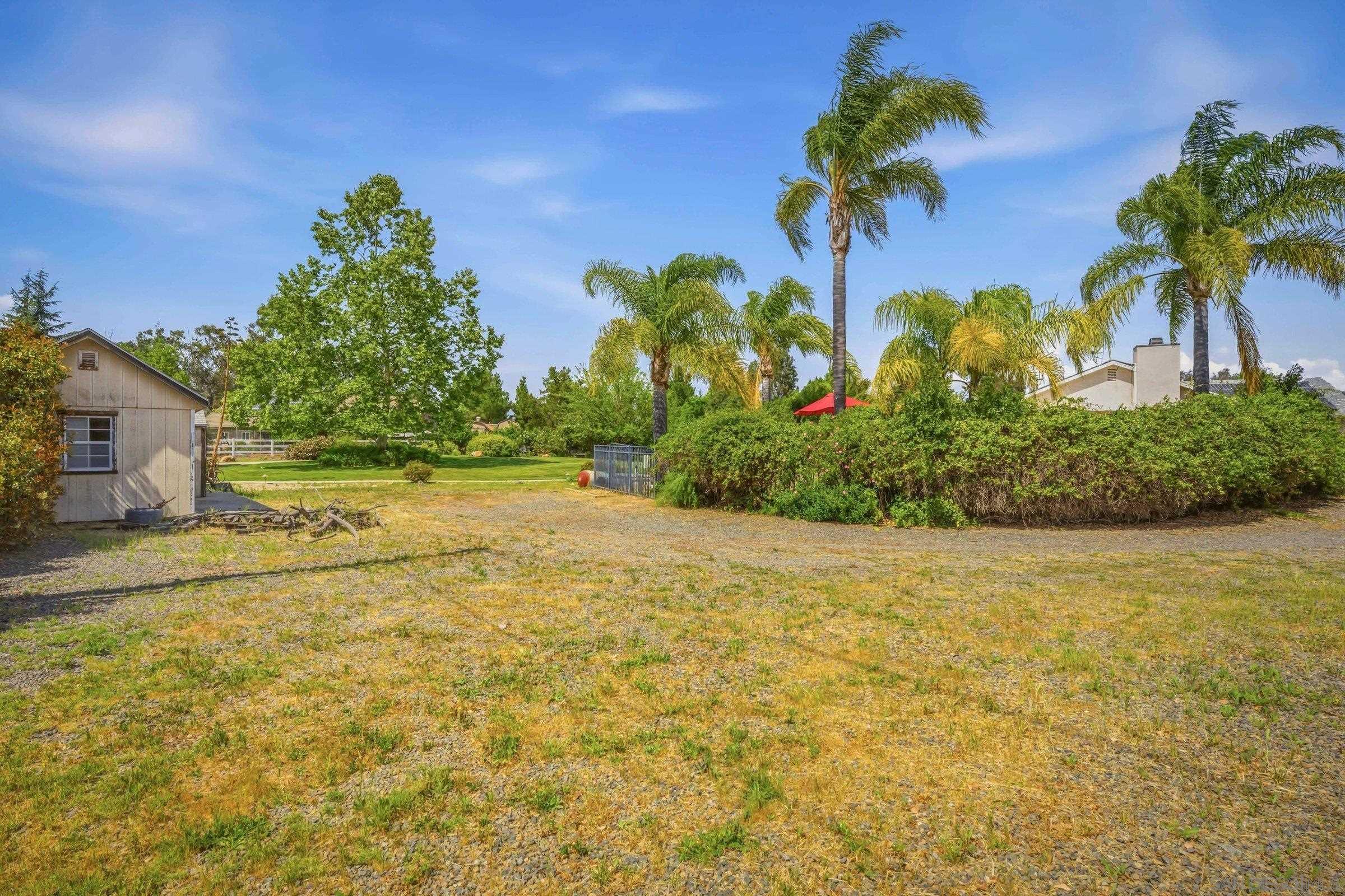 Detail Gallery Image 36 of 41 For 2417  Robertson, Ramona,  CA 92065 - 4 Beds | 2 Baths