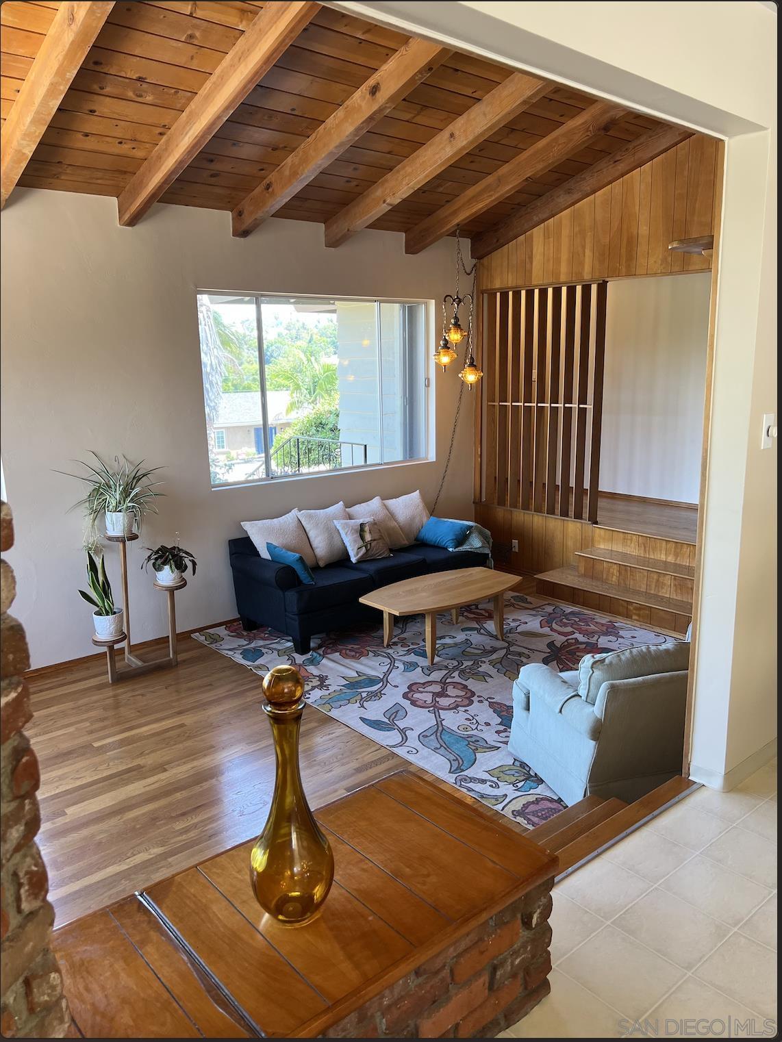 Detail Gallery Image 11 of 27 For 3958  Kenwood Dr, Spring Valley,  CA 91977 - 3 Beds | 2 Baths