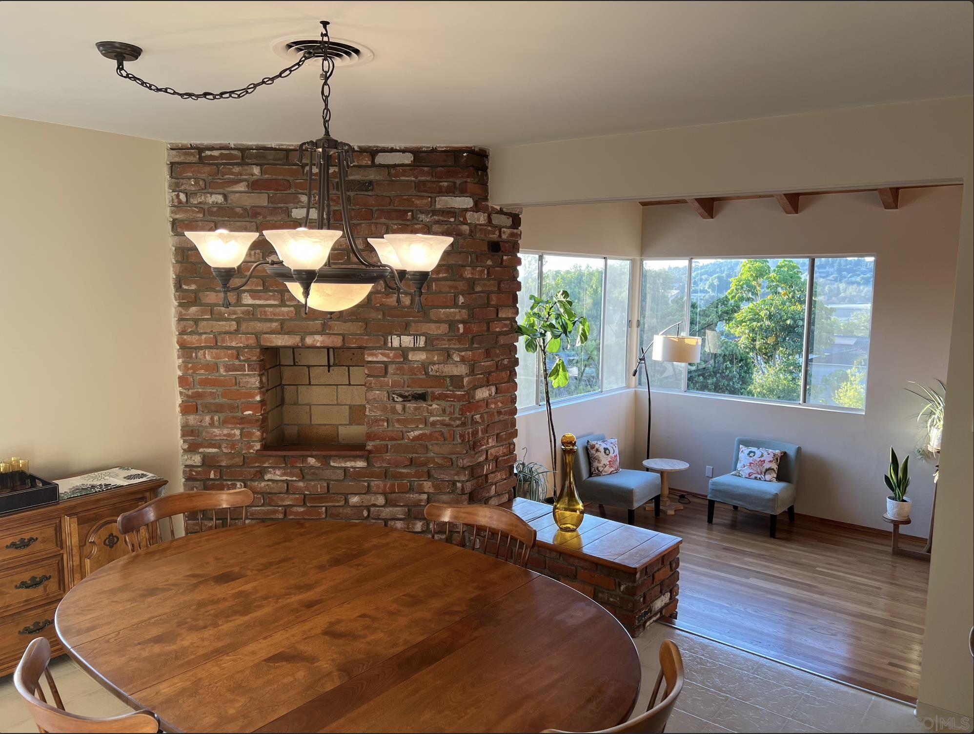 Detail Gallery Image 10 of 27 For 3958  Kenwood Dr, Spring Valley,  CA 91977 - 3 Beds | 2 Baths