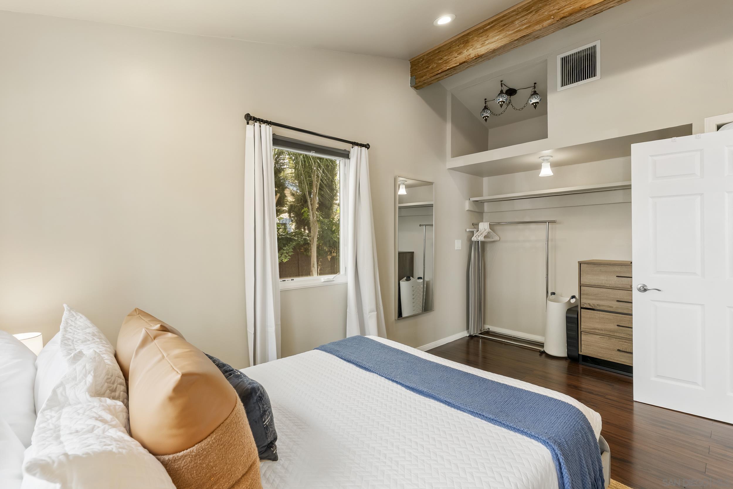 Detail Gallery Image 12 of 40 For 3679  Landis, San Diego,  CA 92104 - 2 Beds | 1 Baths