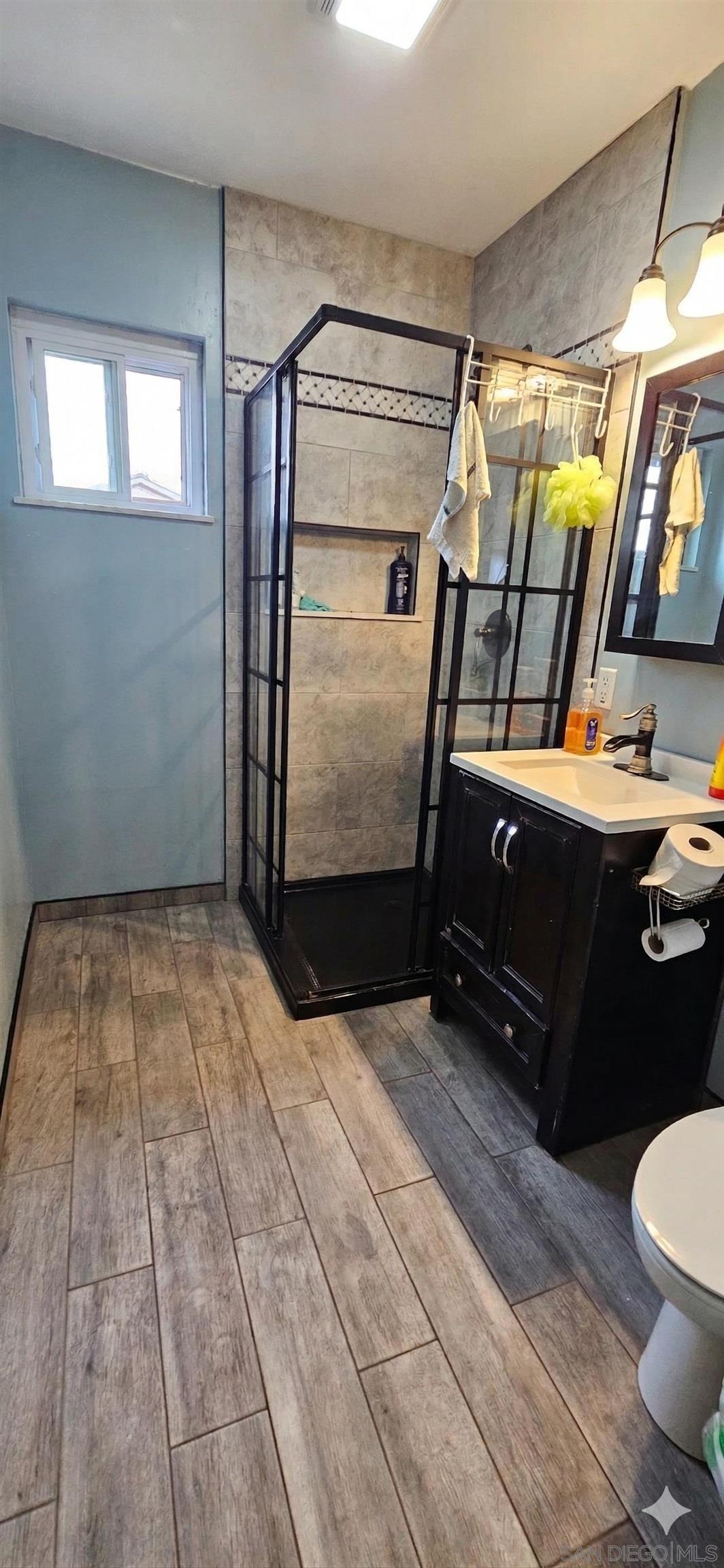 Detail Gallery Image 14 of 14 For 727 N Main Ave., Fallbrook,  CA 92028 - 3 Beds | 2 Baths