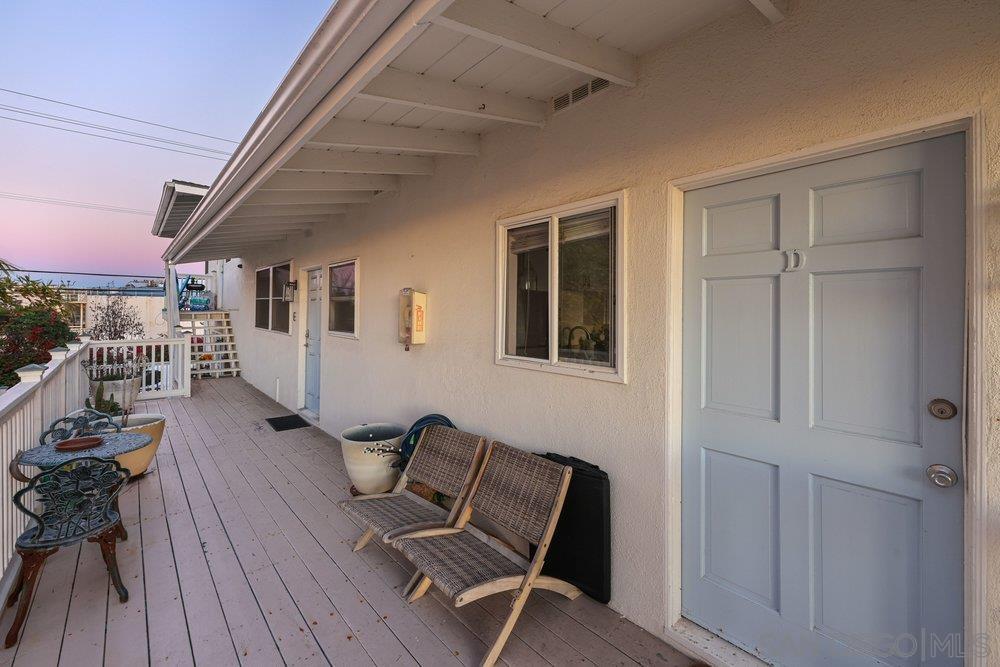 Detail Gallery Image 5 of 8 For 1318 S Pacific St, Oceanside,  CA 92054 - – Beds | – Baths