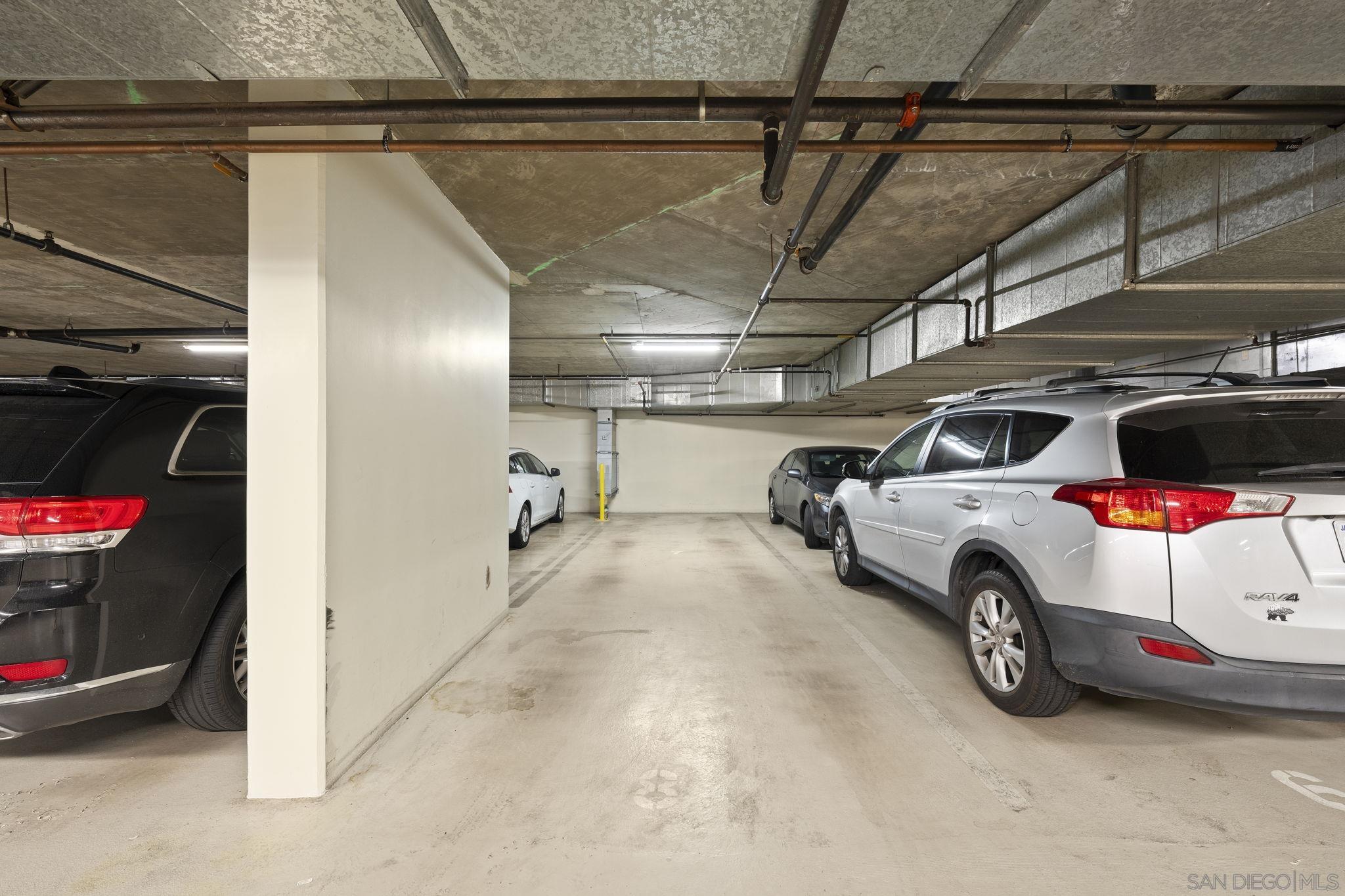 Detail Gallery Image 27 of 49 For 781 W G St, San Diego,  CA 92101 - 3 Beds | 3/1 Baths