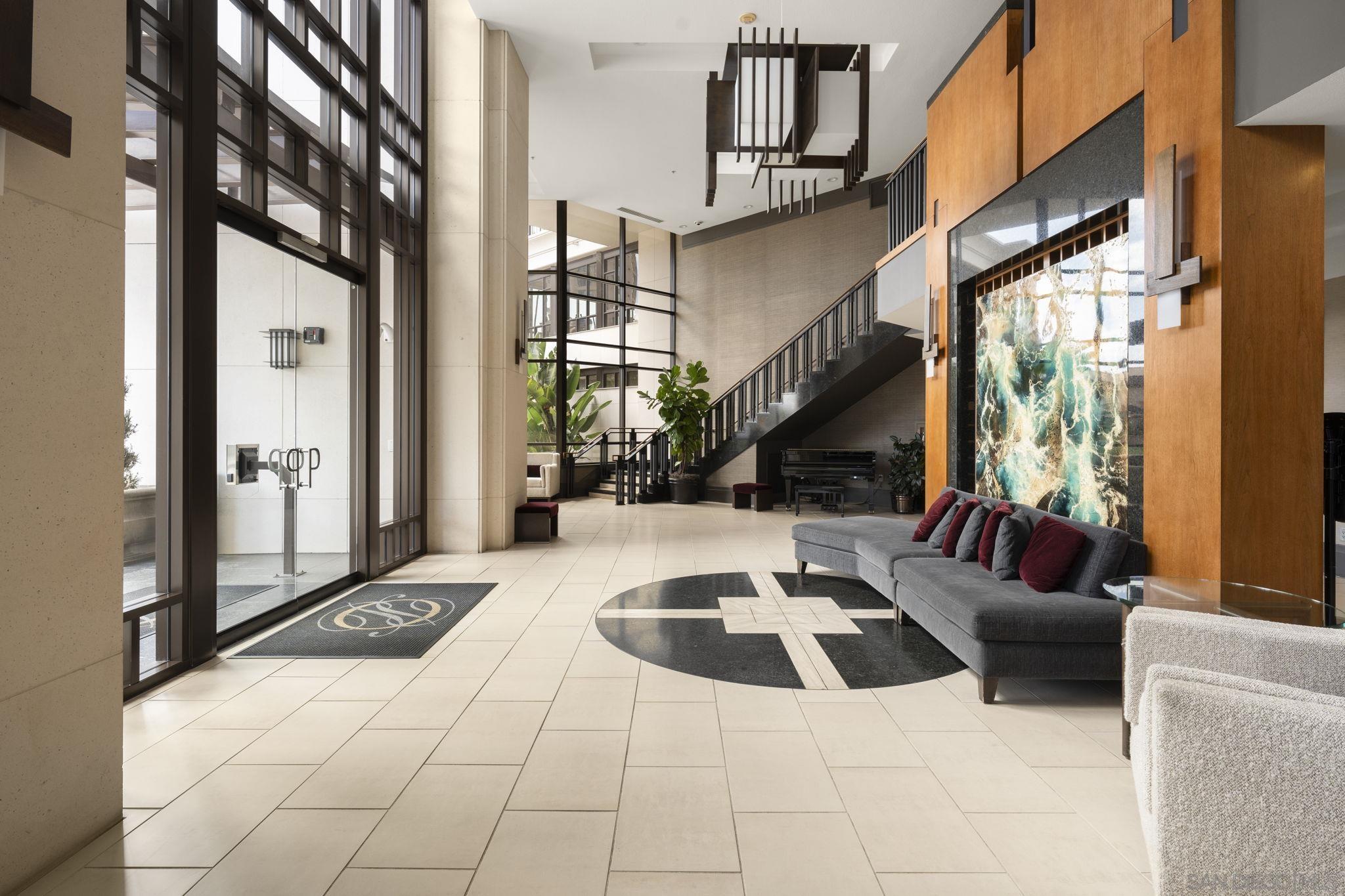 Detail Gallery Image 29 of 49 For 781 W G St, San Diego,  CA 92101 - 3 Beds | 3/1 Baths