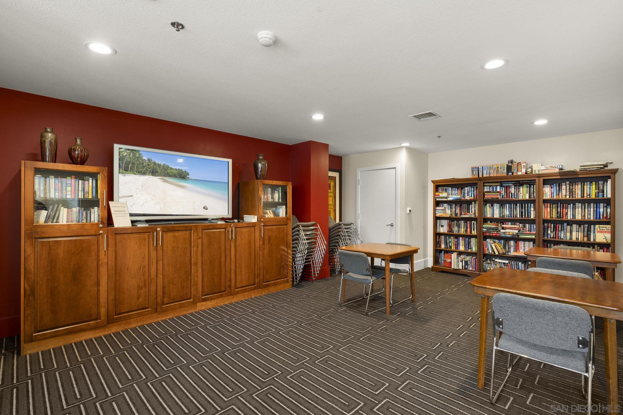 Detail Gallery Image 34 of 49 For 781 W G St, San Diego,  CA 92101 - 3 Beds | 3/1 Baths