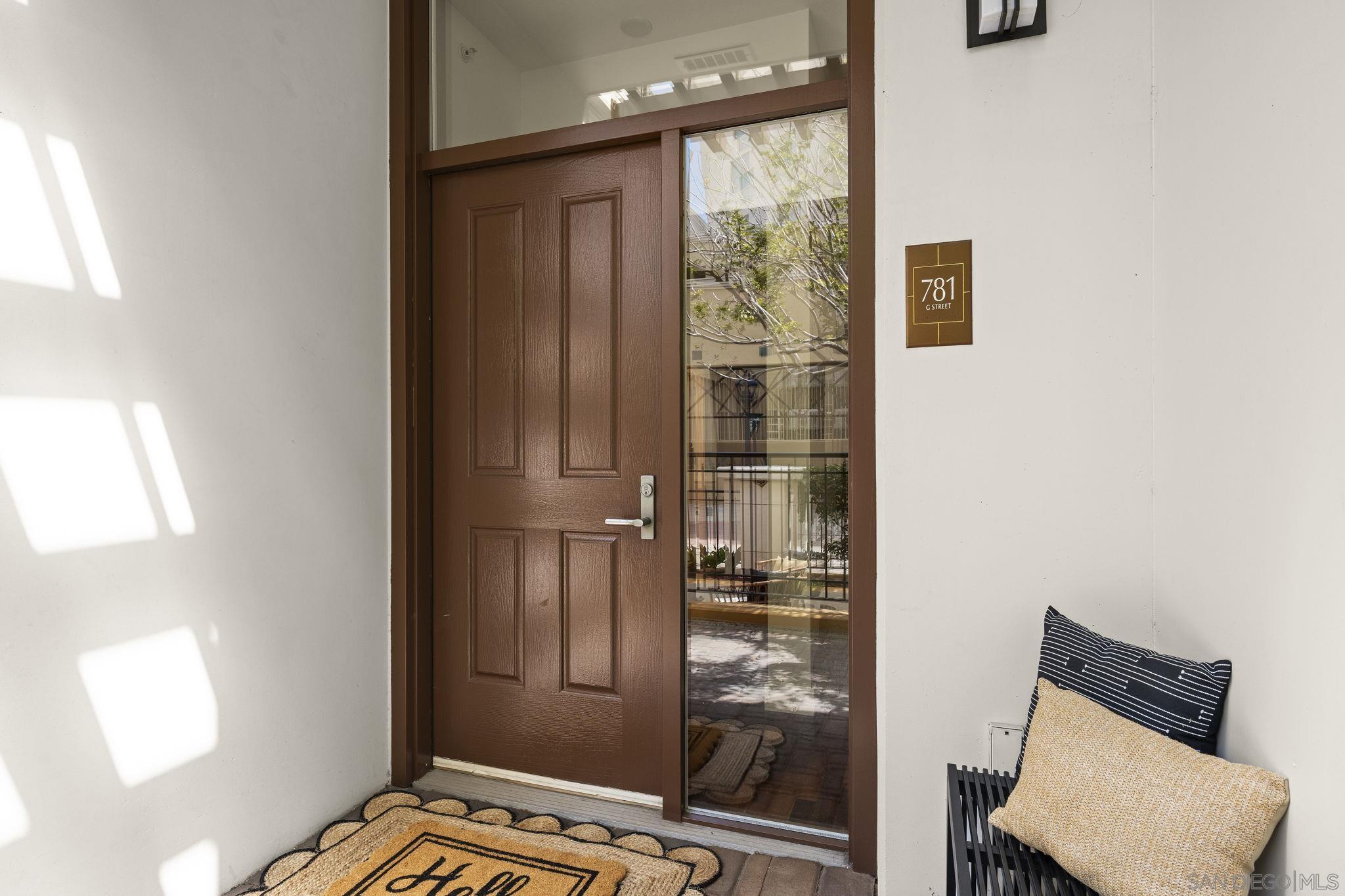 Detail Gallery Image 40 of 49 For 781 W G St, San Diego,  CA 92101 - 3 Beds | 3/1 Baths