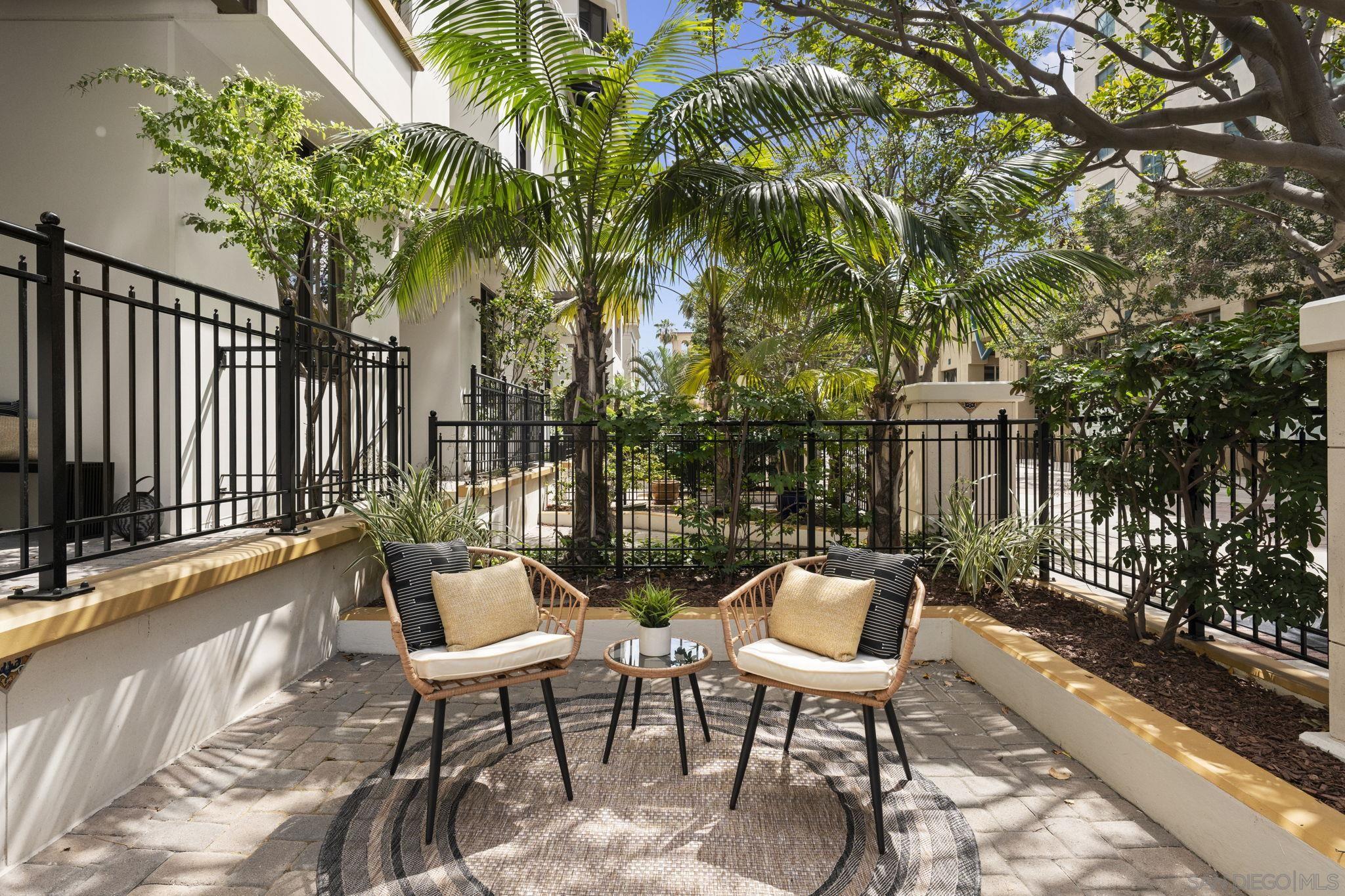 Detail Gallery Image 5 of 49 For 781 W G St, San Diego,  CA 92101 - 3 Beds | 3/1 Baths