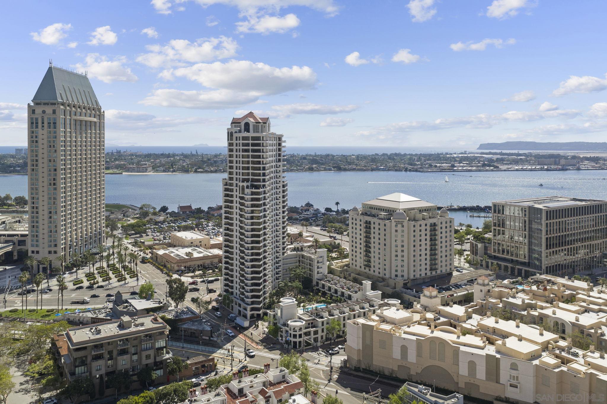 Detail Gallery Image 45 of 49 For 781 W G St, San Diego,  CA 92101 - 3 Beds | 3/1 Baths