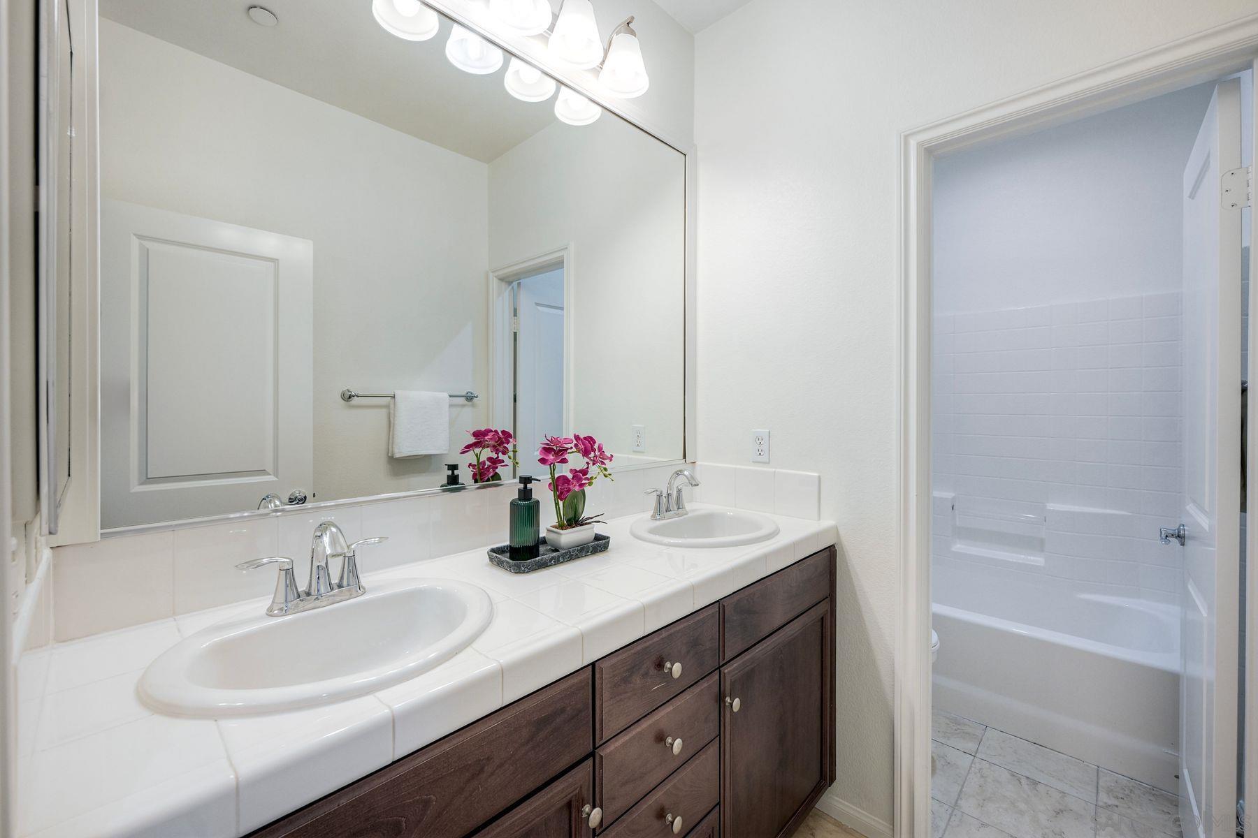 Detail Gallery Image 21 of 57 For 11559  Sweet Willow Way, San Diego,  CA 92131 - 5 Beds | 3/1 Baths