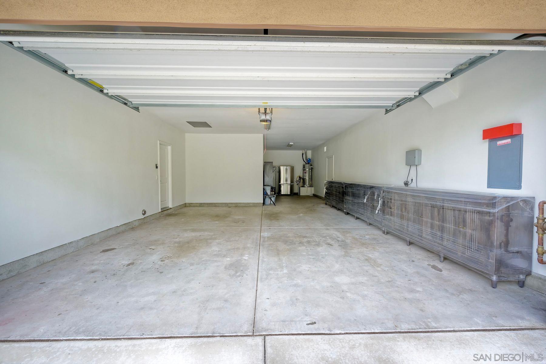 Detail Gallery Image 33 of 57 For 11559  Sweet Willow Way, San Diego,  CA 92131 - 5 Beds | 3/1 Baths