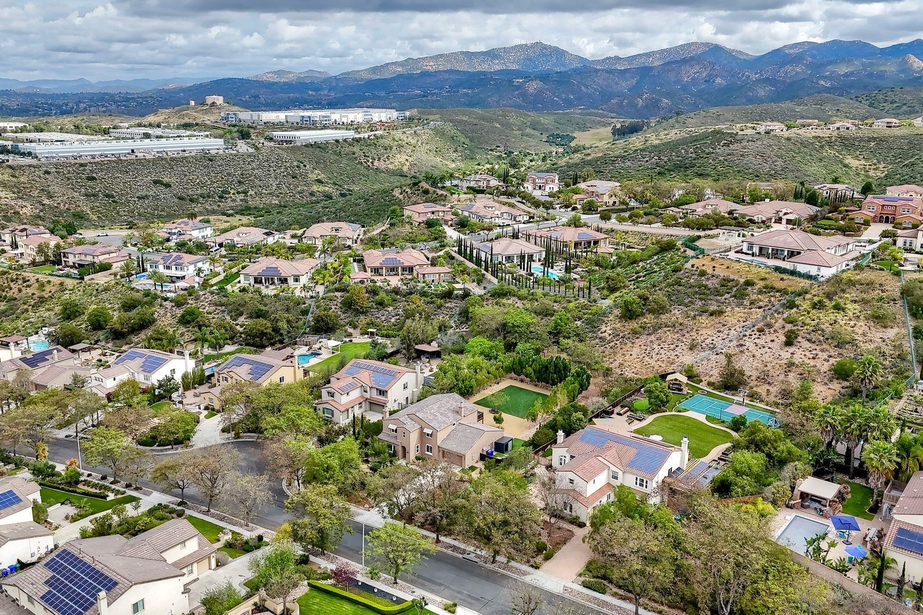 Detail Gallery Image 47 of 57 For 11559  Sweet Willow Way, San Diego,  CA 92131 - 5 Beds | 3/1 Baths