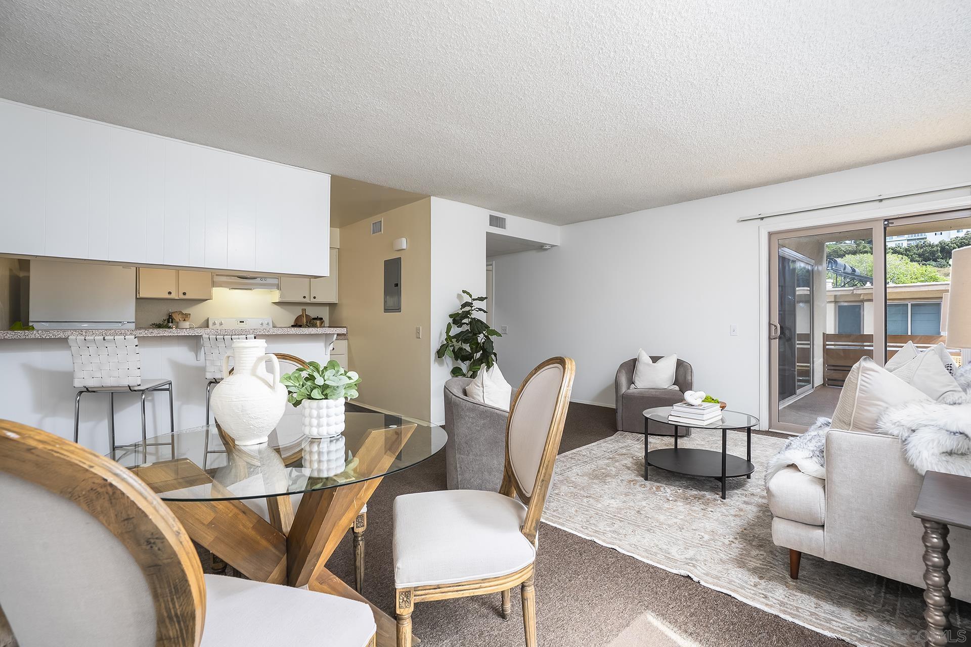 Front Image Thumbnail for SD260007835