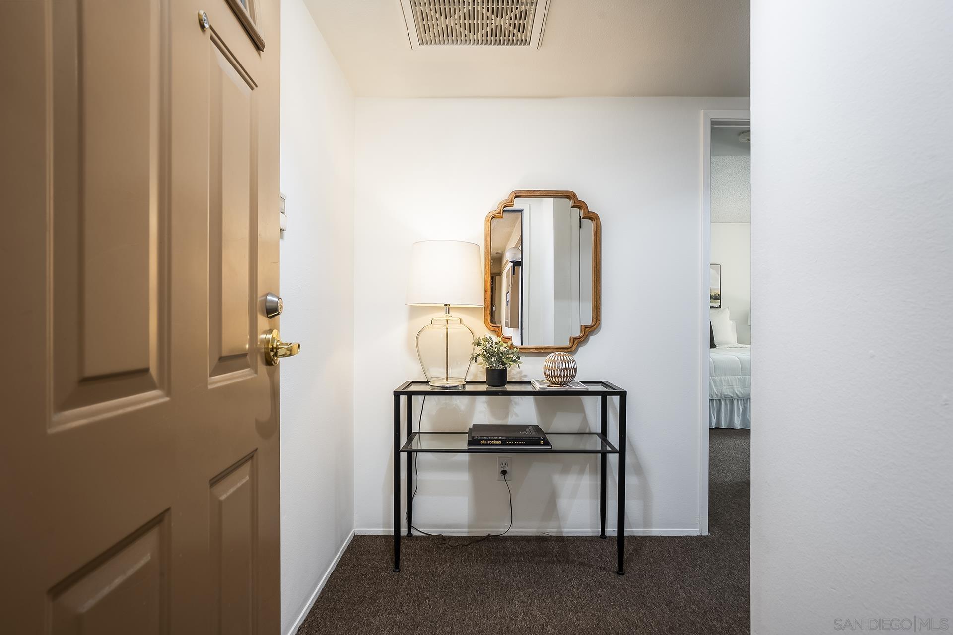 Detail Gallery Image 2 of 59 For 3982  Valeta  #273,  San Diego,  CA 92110 - 1 Beds | 1 Baths