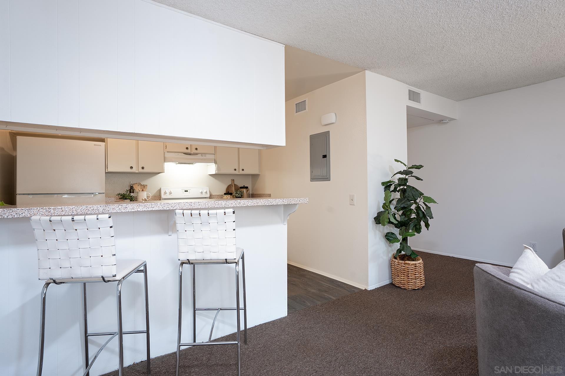 Detail Gallery Image 12 of 59 For 3982  Valeta  #273,  San Diego,  CA 92110 - 1 Beds | 1 Baths