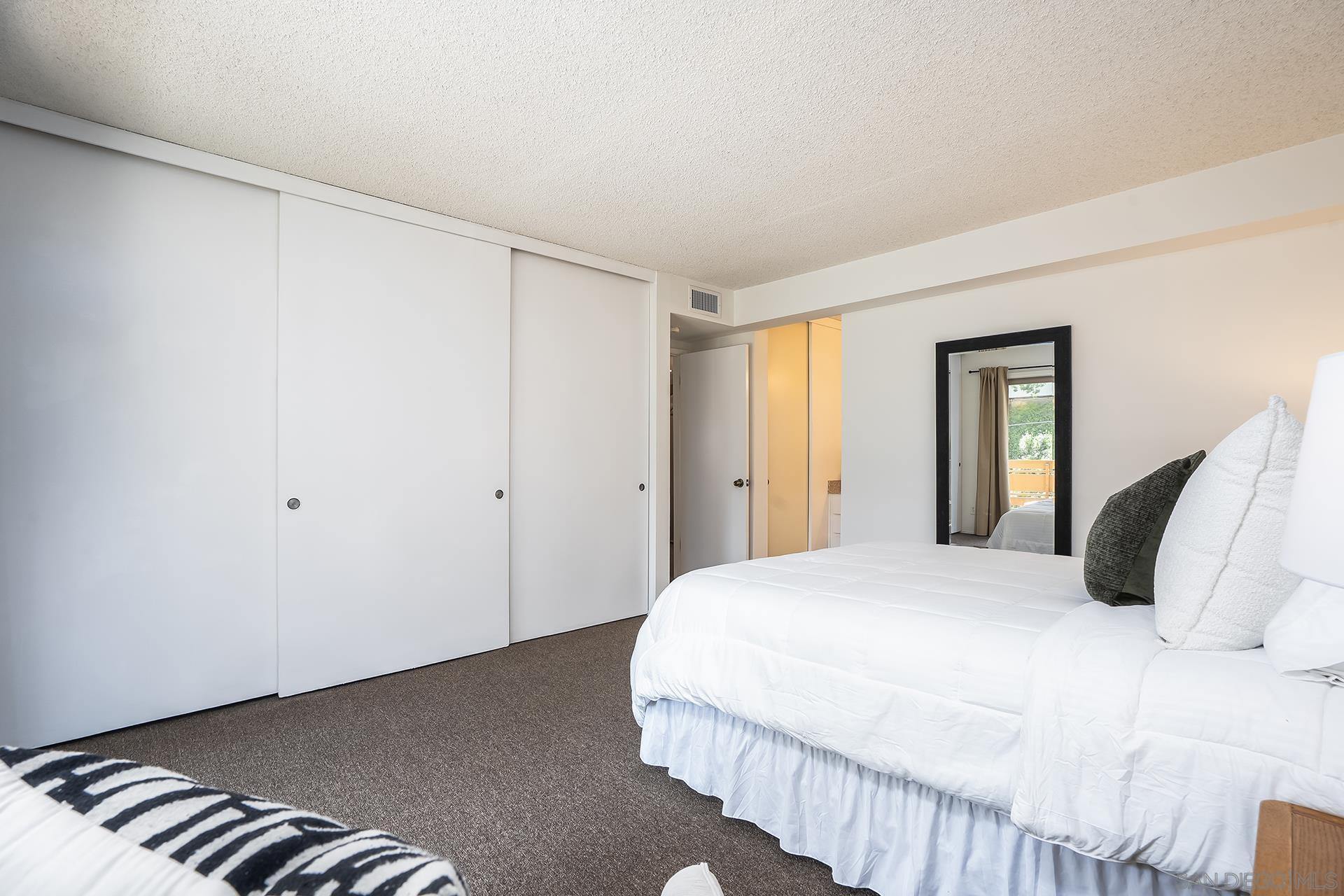 Detail Gallery Image 21 of 59 For 3982  Valeta  #273,  San Diego,  CA 92110 - 1 Beds | 1 Baths