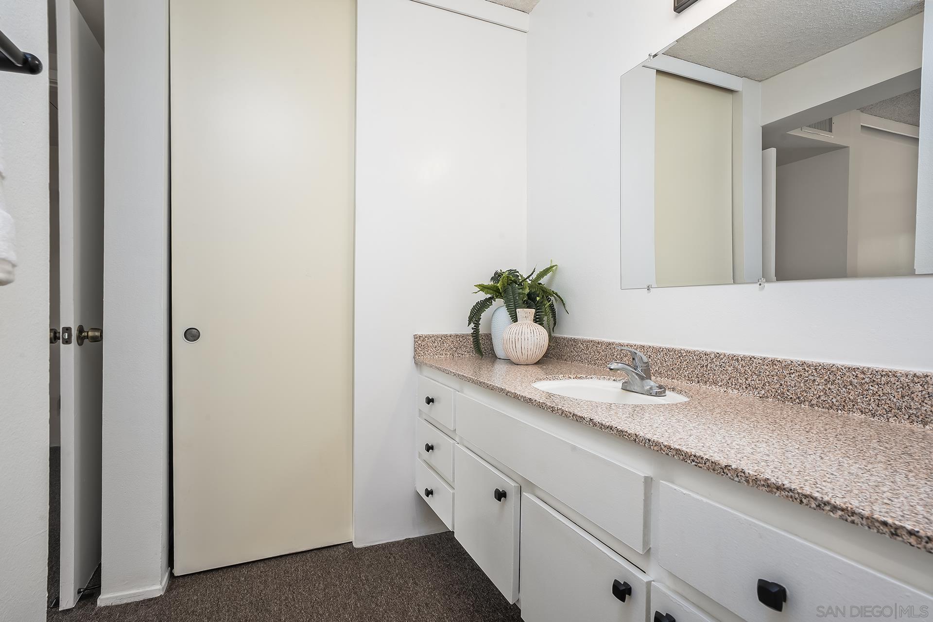 Detail Gallery Image 25 of 59 For 3982  Valeta  #273,  San Diego,  CA 92110 - 1 Beds | 1 Baths
