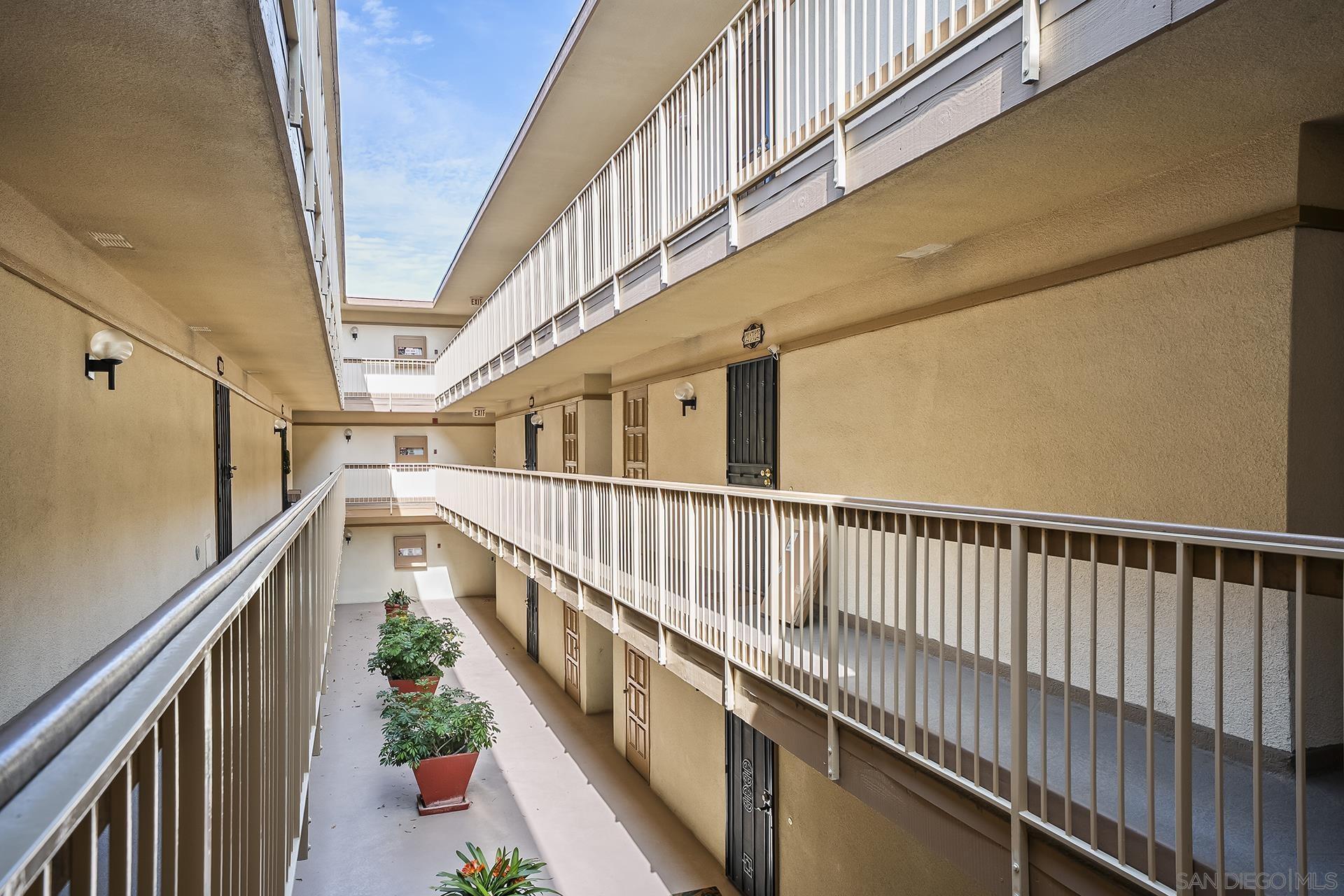 Detail Gallery Image 41 of 59 For 3982  Valeta  #273,  San Diego,  CA 92110 - 1 Beds | 1 Baths