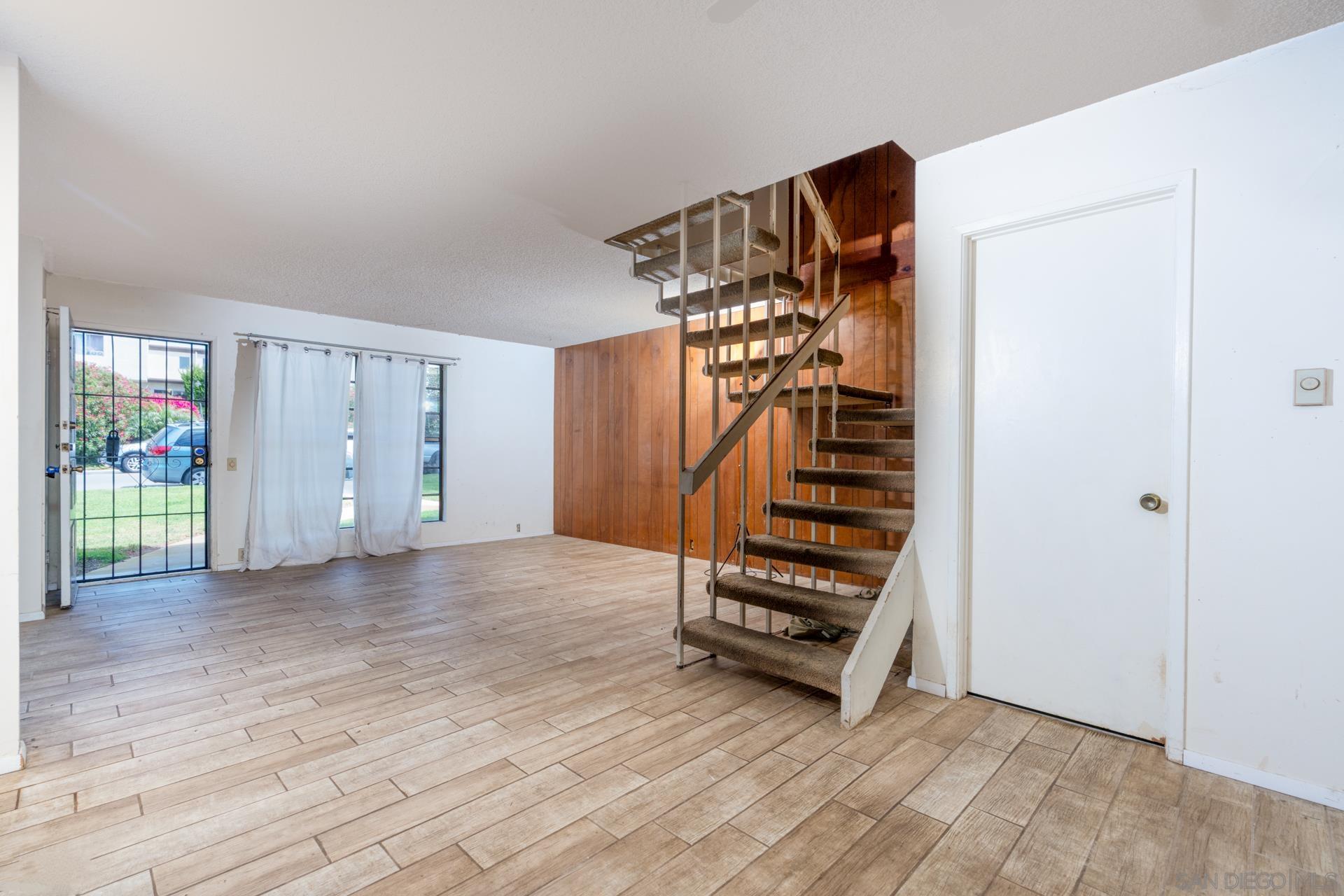 Detail Gallery Image 4 of 35 For 9606  Easter Way, San Diego,  CA 92121 - 3 Beds | 1/1 Baths