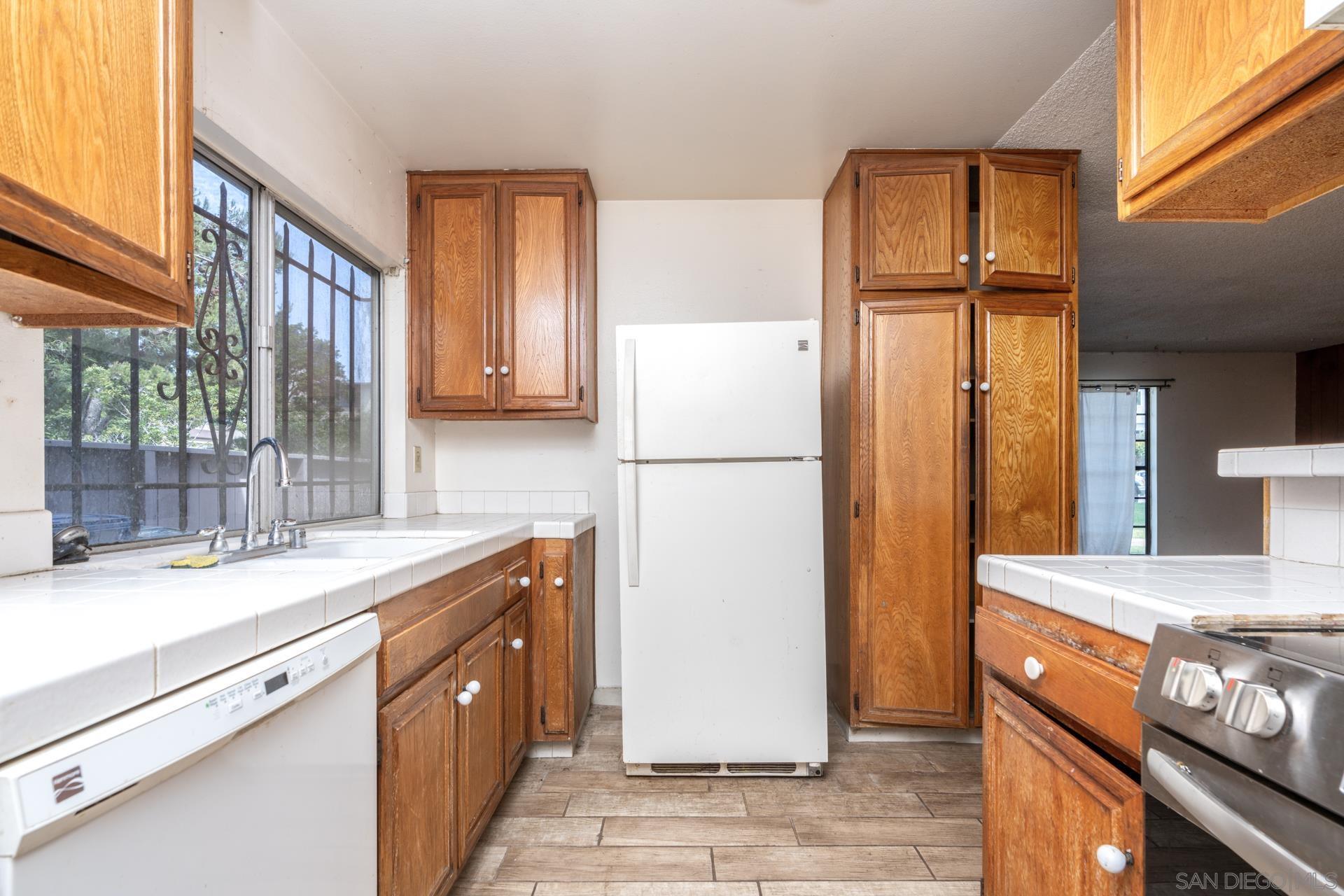 Detail Gallery Image 7 of 35 For 9606  Easter Way, San Diego,  CA 92121 - 3 Beds | 1/1 Baths