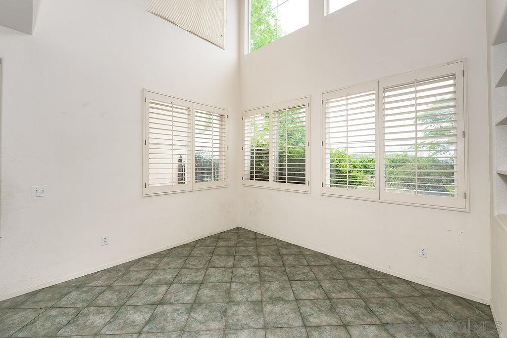 Detail Gallery Image 14 of 47 For 10864  Caminito Arcada, San Diego,  CA 92131 - 4 Beds | 2/1 Baths